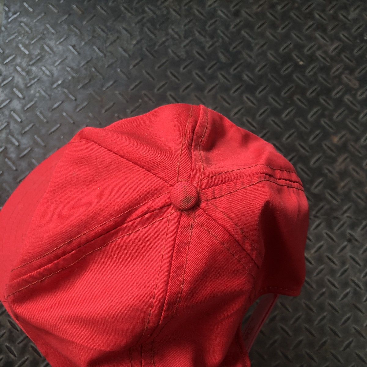 Apple Vintage Apple Har Mac Macintosh Computer Red Snapback Hat Size ONE SIZE - 5 Thumbnail