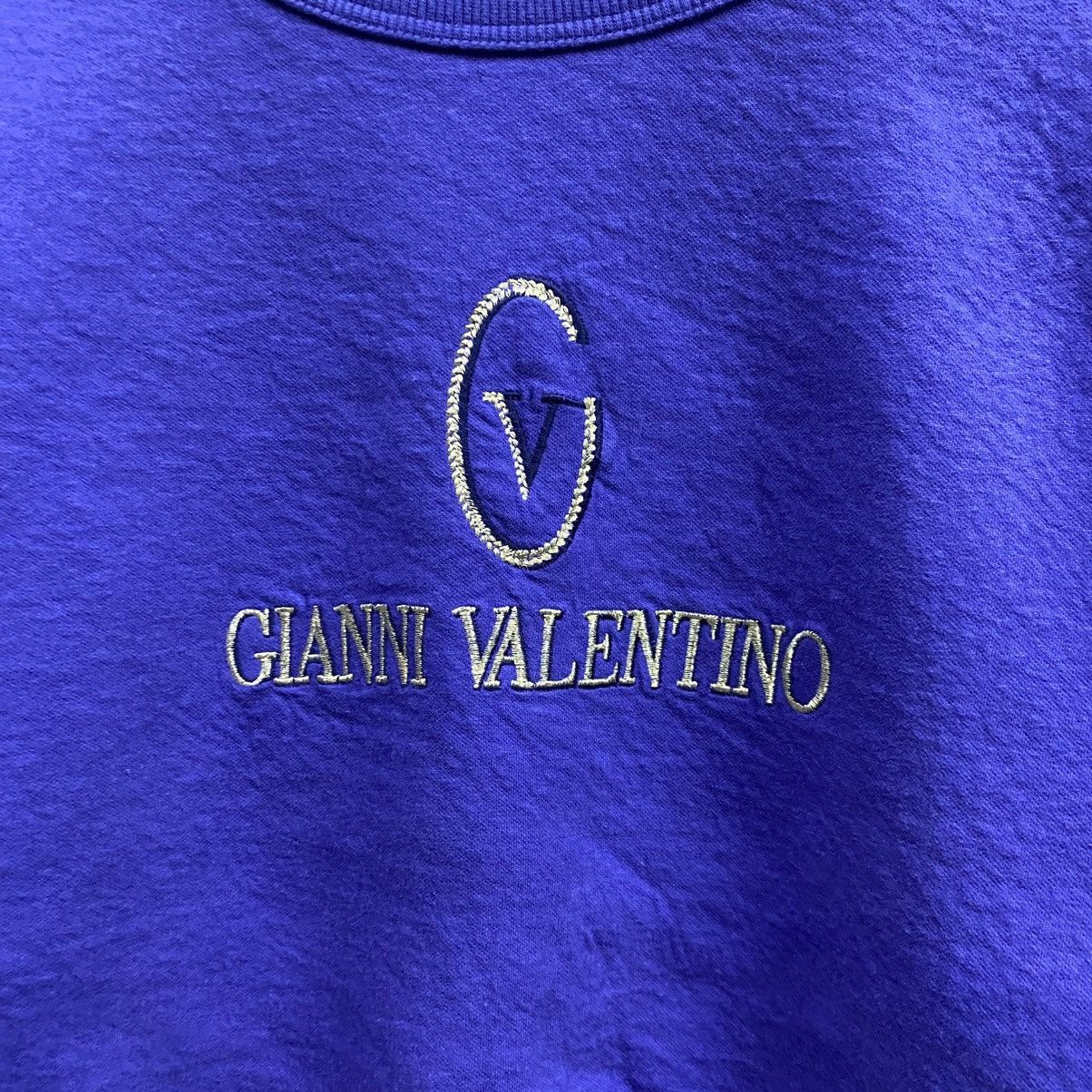 Gianni Valentino VTG Gianni Valentino purple crewneck sweatshirt embroid logo Size US XS / EU 42 / 0 - 5 Thumbnail
