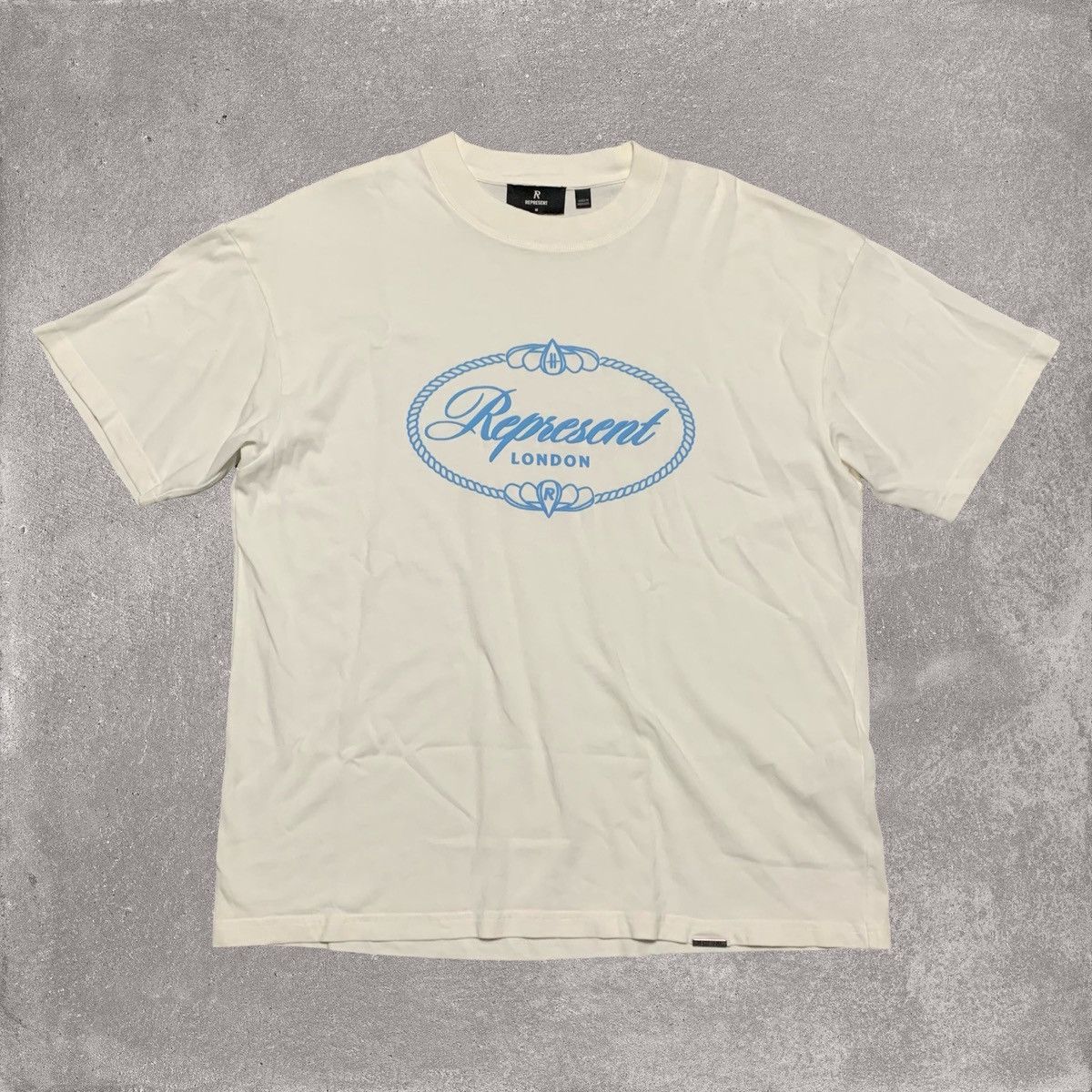 Represent Clo. Represent Medium Harrods Logo Crest Flat White Tee Size US M / EU 48-50 / 2 - 1 Thumbnail