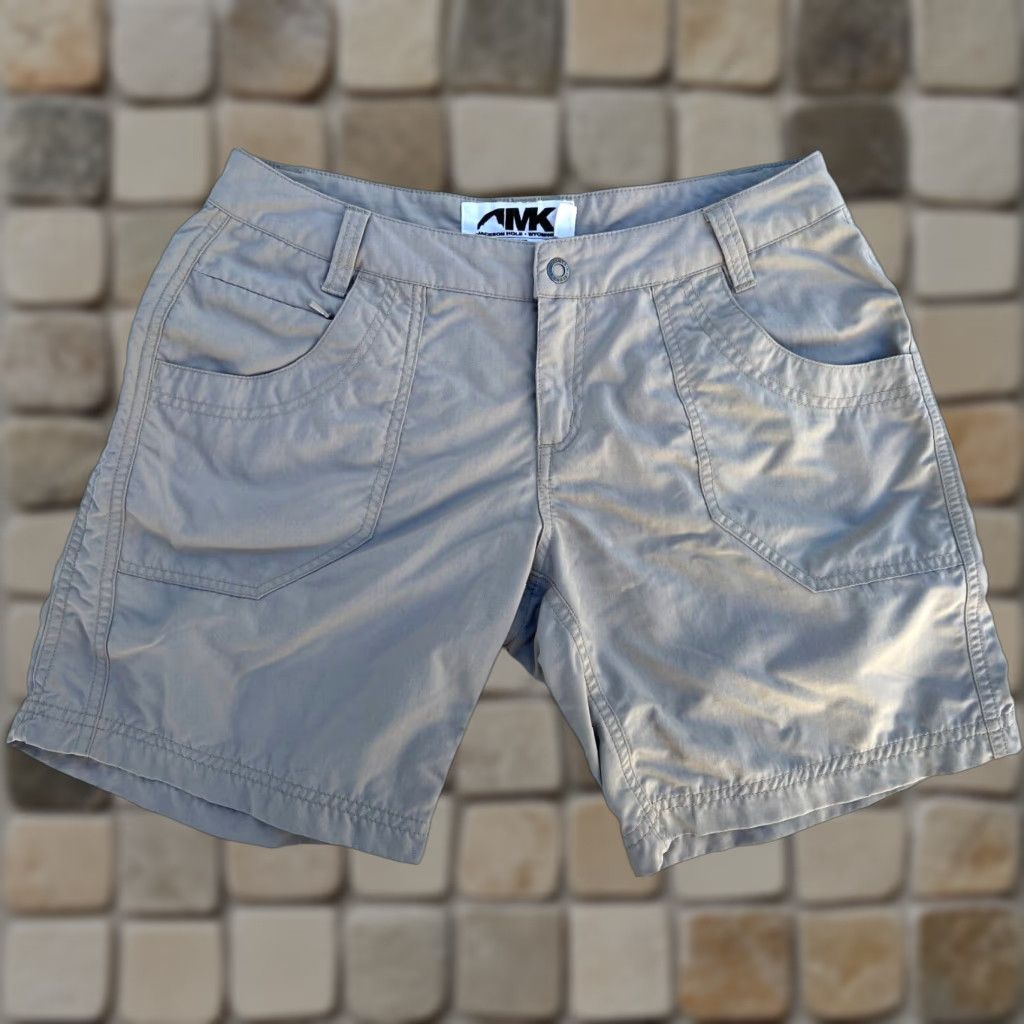 Mountain Khakis VINTAGE Mountain Khakis Shorts Women’s Sz 2 Beige 100% Nylon Outdoor Activewear Solid Pockets Chino Size 26" / US 2 / IT 38 - 1 Thumbnail