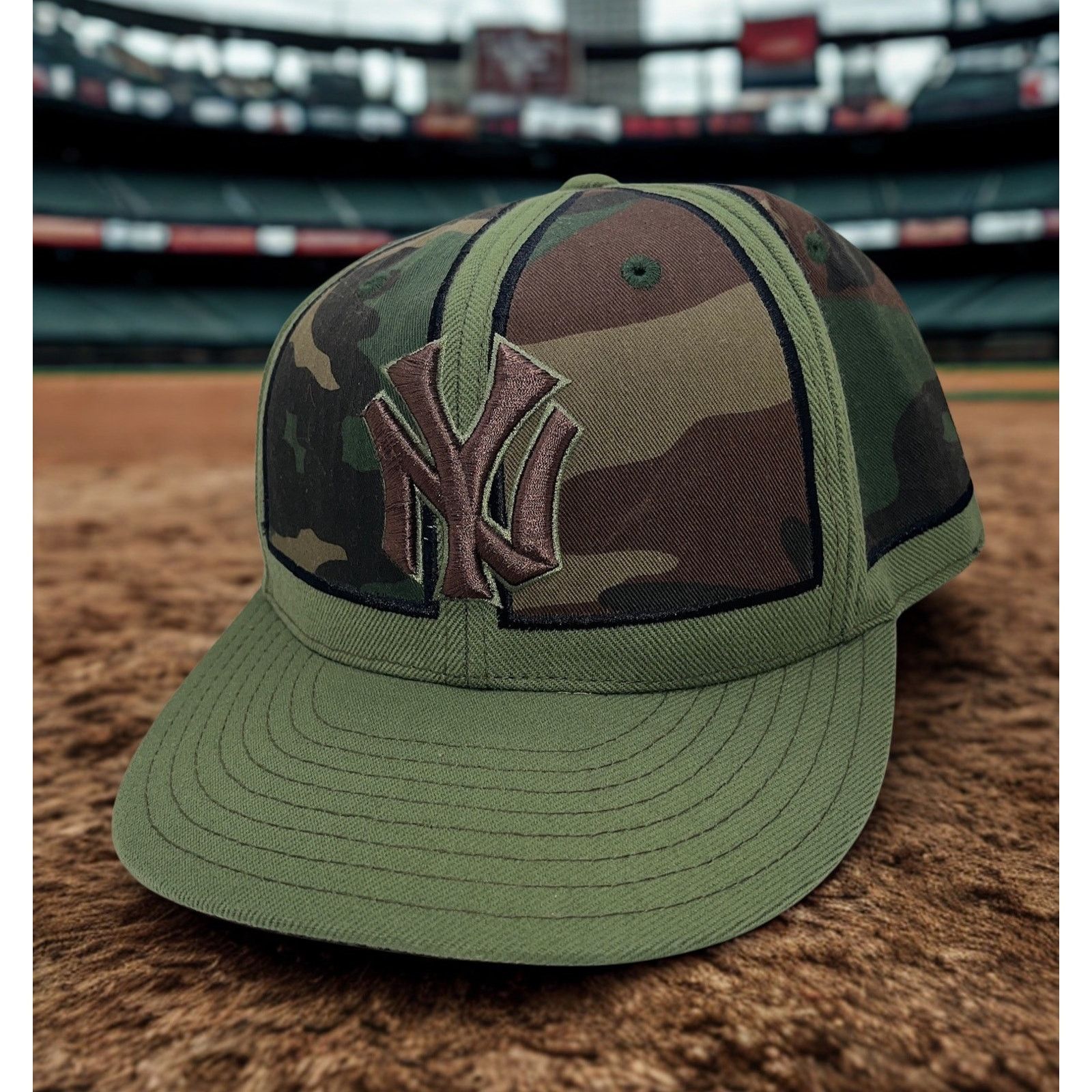 American Needle New York Yankees MLB Camo Fitted Hat 7 1/4 American Needle Size ONE SIZE - 9 Thumbnail