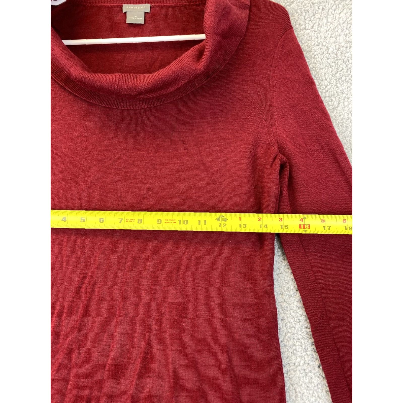 Ann Taylor Ann Taylor Loft Lounge Shirt Women’s M Maroon Cowl Neck Raglan Sleeve Pullover All Seasons Knit Top Size M / US 6-8 / IT 42-44 - 4 Thumbnail