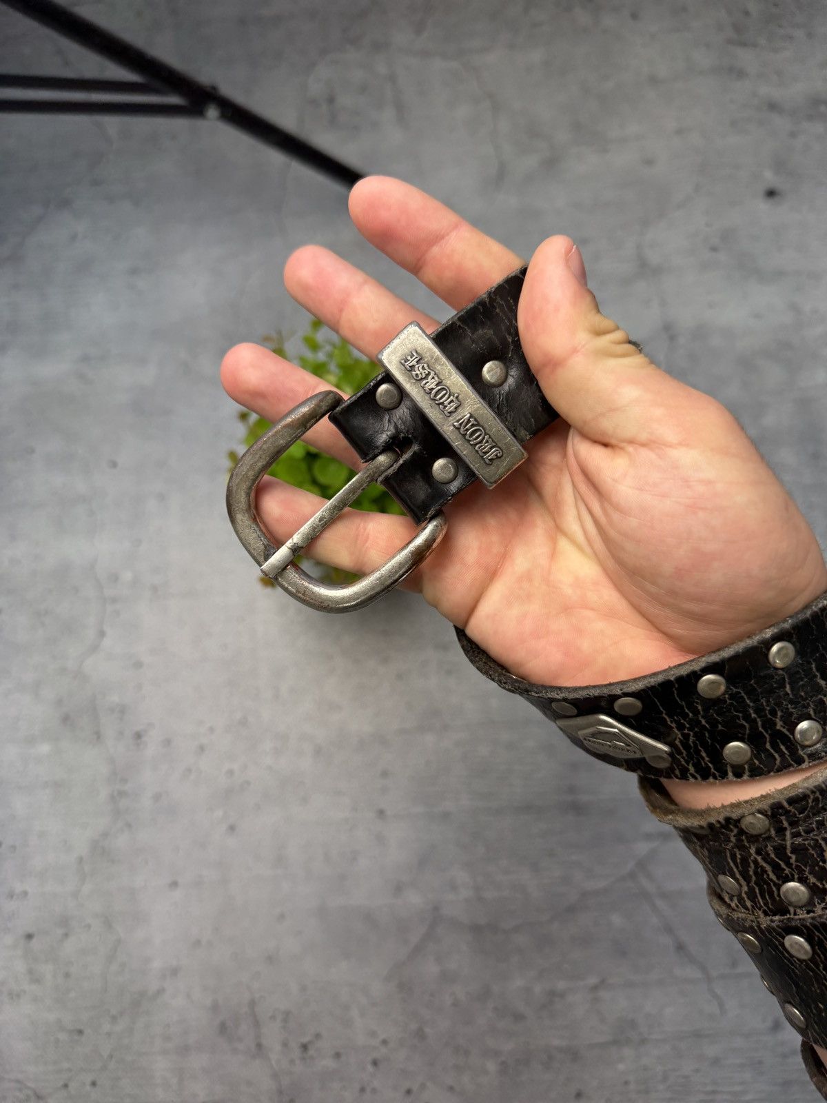 Japanese Brand Japanese Vintage Distressed Leather Y2K Belt Grunge Size ONE SIZE - 5 Thumbnail