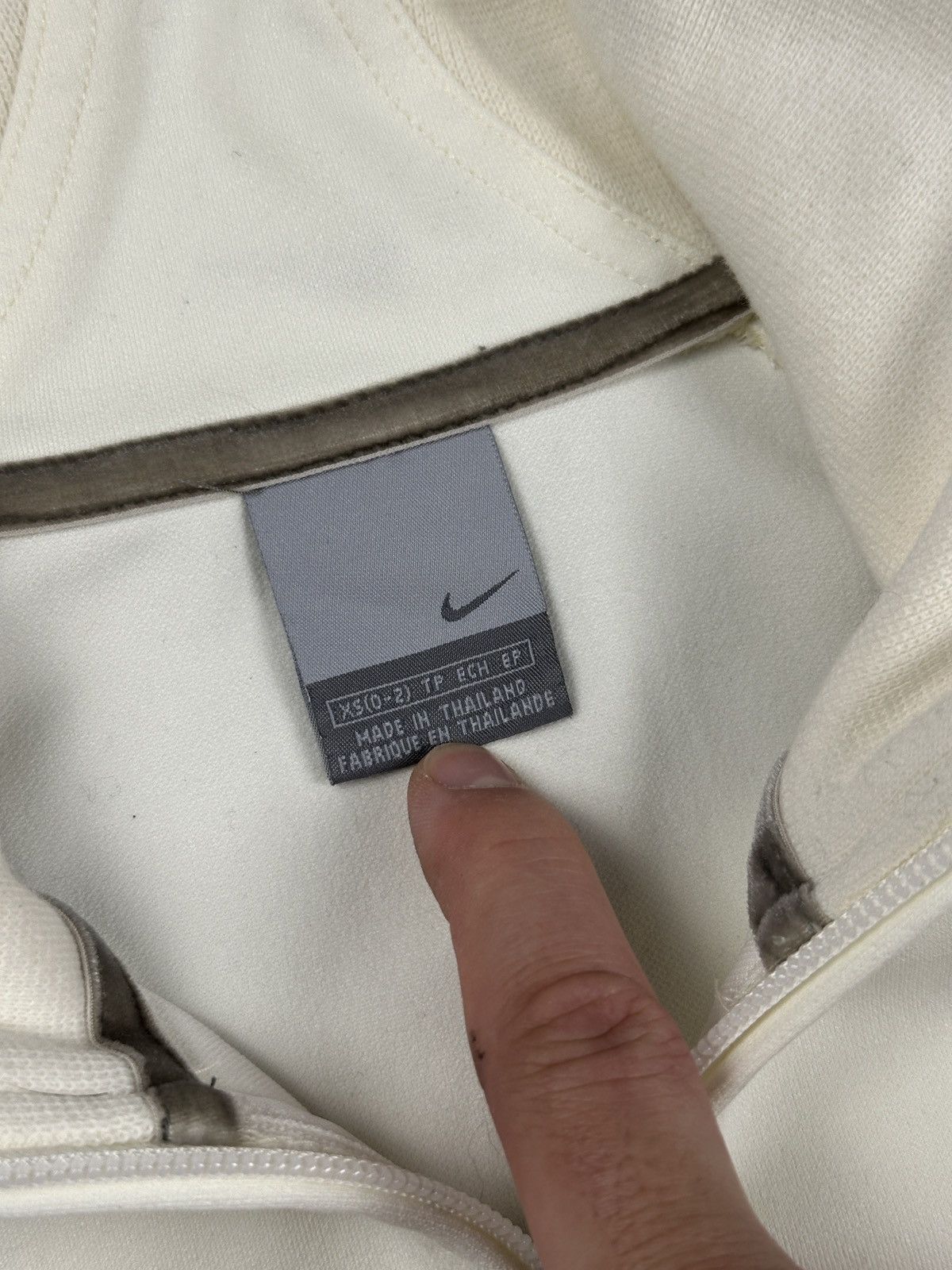 Nike Vintage Nike Mini Swoosh Full Zip Track Jacket Cream Y2K Size XS / US 0-2 / IT 36-38 - 12 Thumbnail