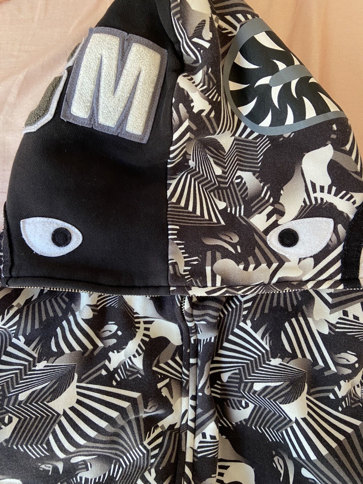 Bape BAPE dazzle camo brown shark hoodie Size US L / EU 52-54 / 3 - 3 Thumbnail