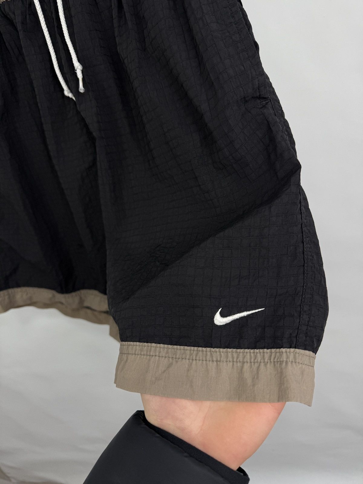 Nike 🇺🇸 Vintage 90s Nike Nylon Shorts Rare Retro Hype Y2K Size US 34 / EU 50 - 3 Thumbnail