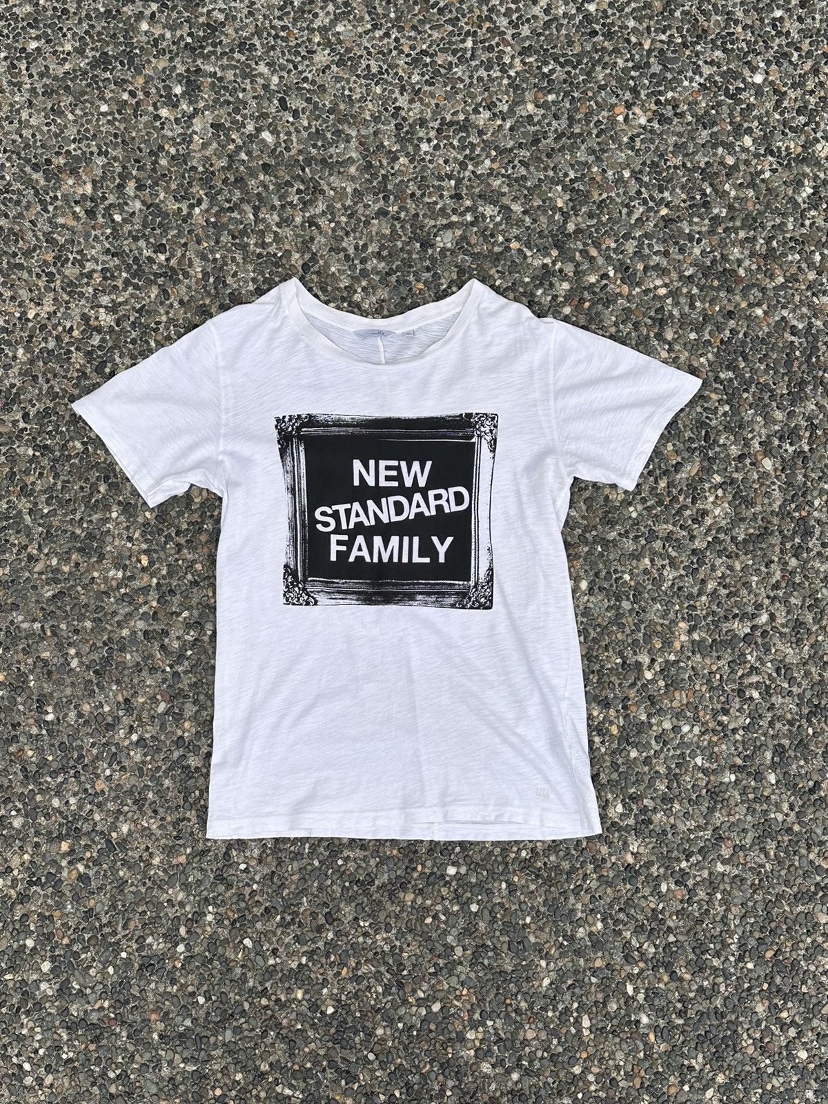 Undercover × Uniqlo Undercover x Uniqlo new standard family tee Size US M / EU 48-50 / 2 - 1 Preview