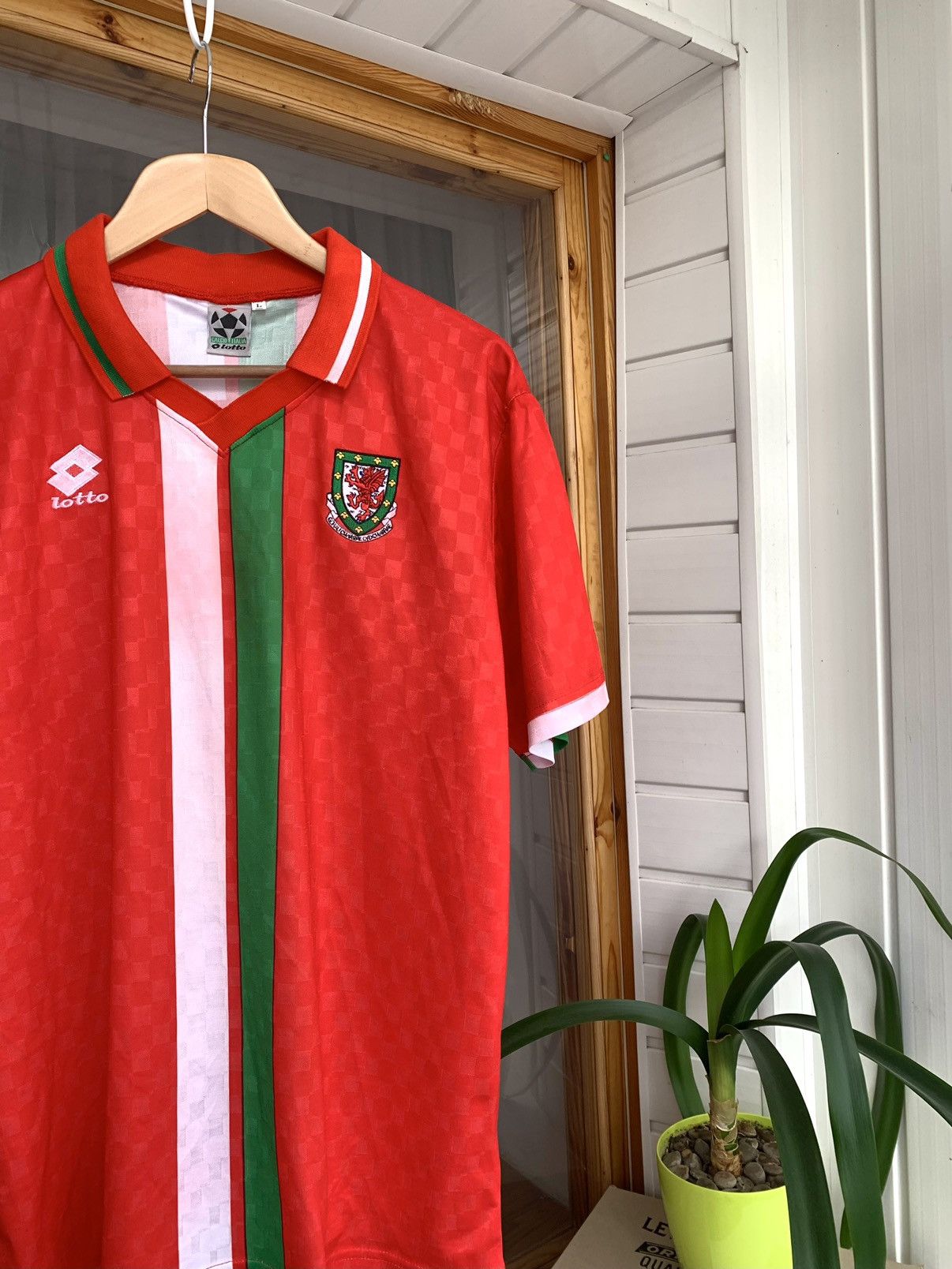 Lotto Sport Lotto Wales 1996 National Team Vintage Home Jersey Size L Size US L / EU 52-54 / 3 - 2 Thumbnail