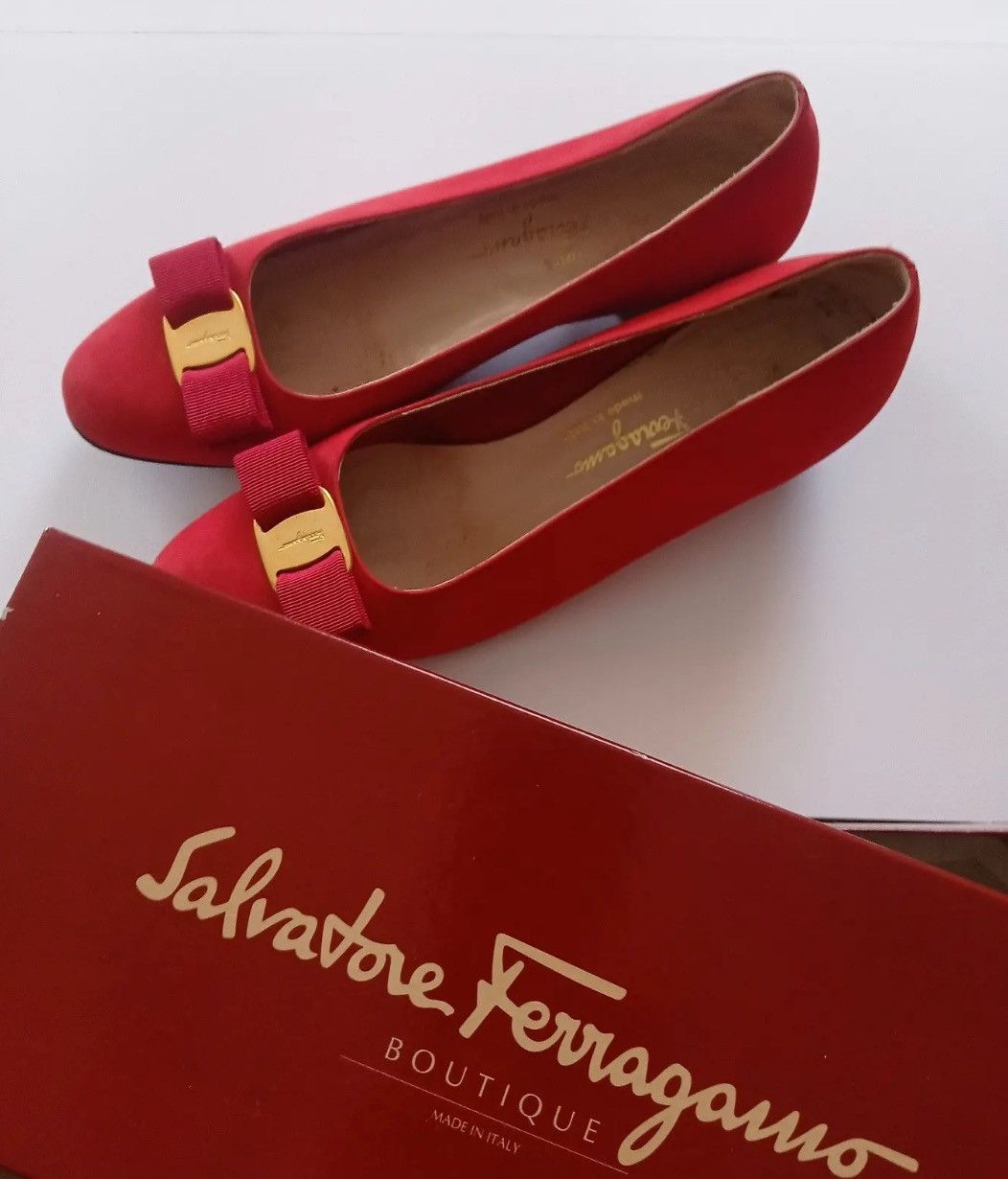 Salvatore Ferragamo Salvatore Ferragamo Red Suede Ballet Flats Size US 8.5 / IT 38.5 - 5 Thumbnail