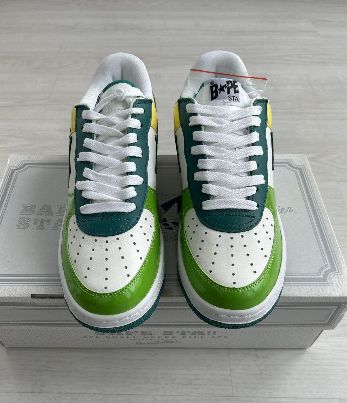 Bape VERY RARE OG 2009 A BATHING APE HONG KONG EXCLUSIVE BAPESTA Size US 9 / EU 42 - 8 Thumbnail