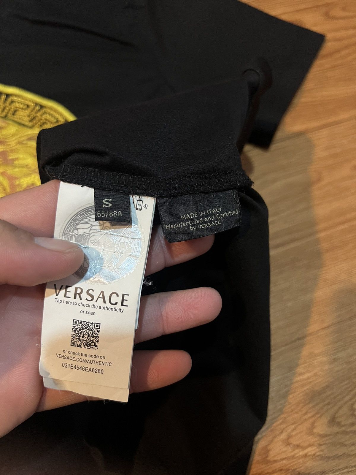 Designer × Versace VERSACE Size US S / EU 44-46 / 1 - 8 Thumbnail