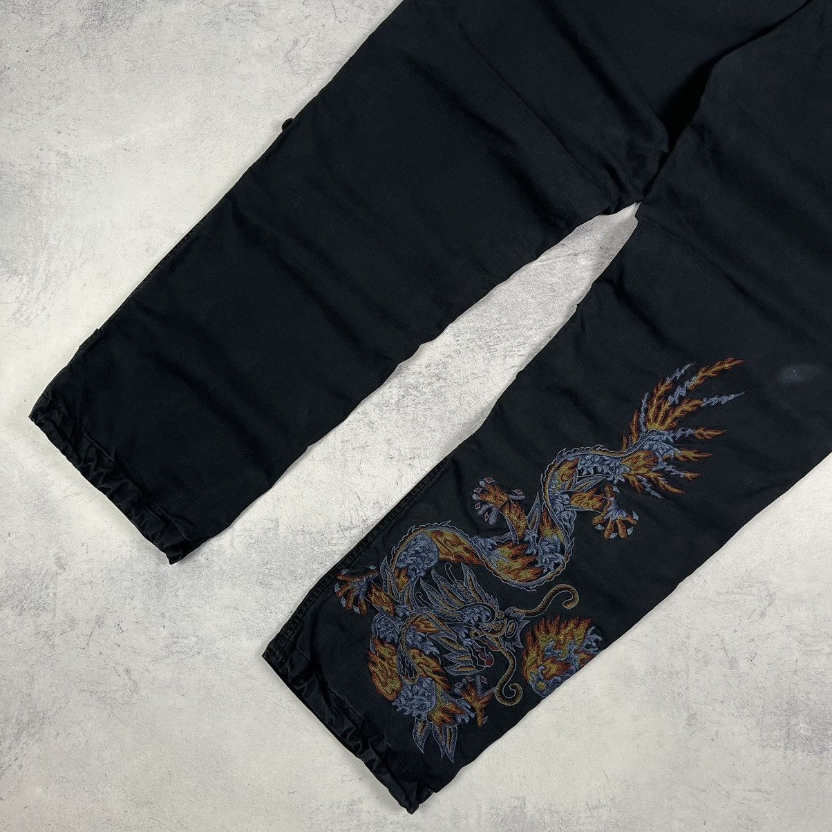 Maharishi Maharishi cargo embroidered dragon snopants Size US 32 / EU 48 - 3 Thumbnail