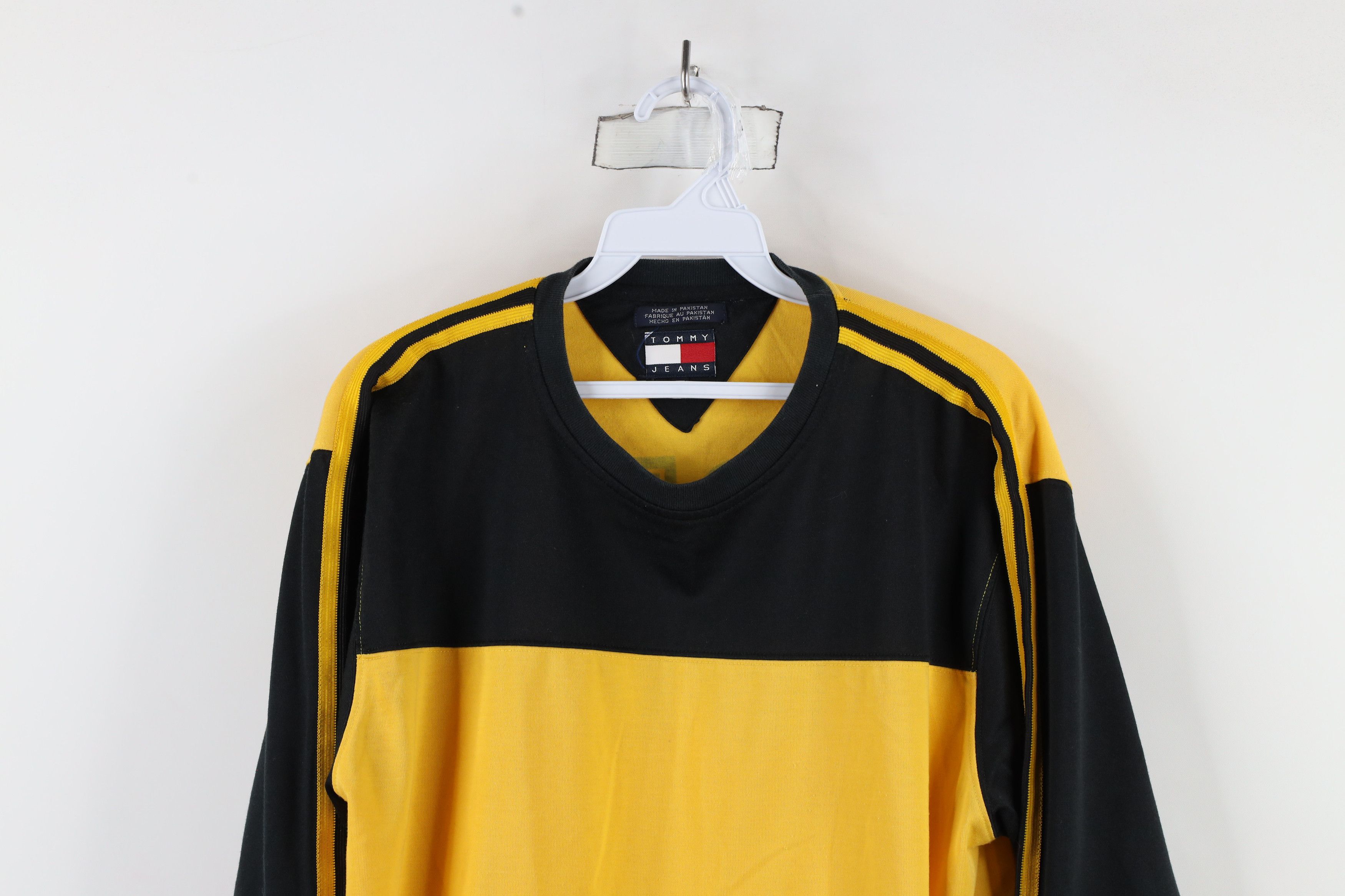 Tommy Hilfiger × Vintage Vintage 90s Tommy Hilfiger Goalkeeper Goalie Soccer Jersey Size US L / EU 52-54 / 3 - 2 Thumbnail