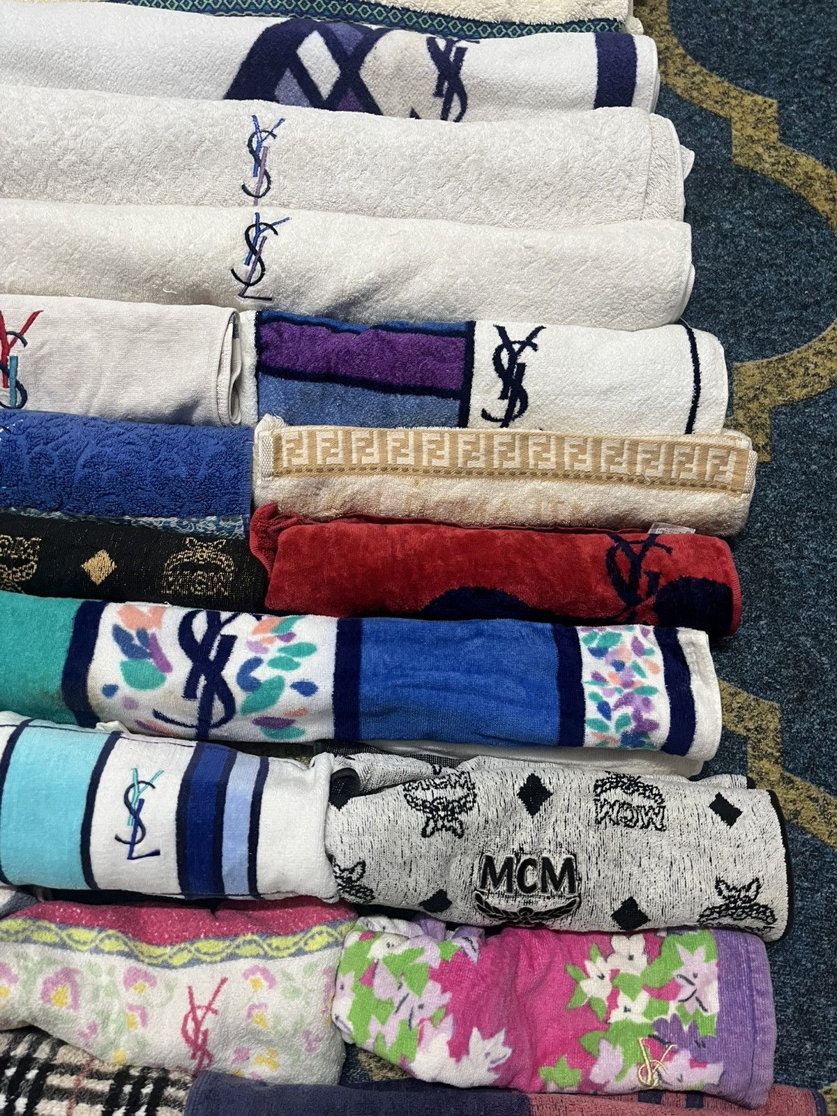 Fendi Combo Mix luxry towel(DROP PRICE) Size ONE SIZE - 4 Thumbnail