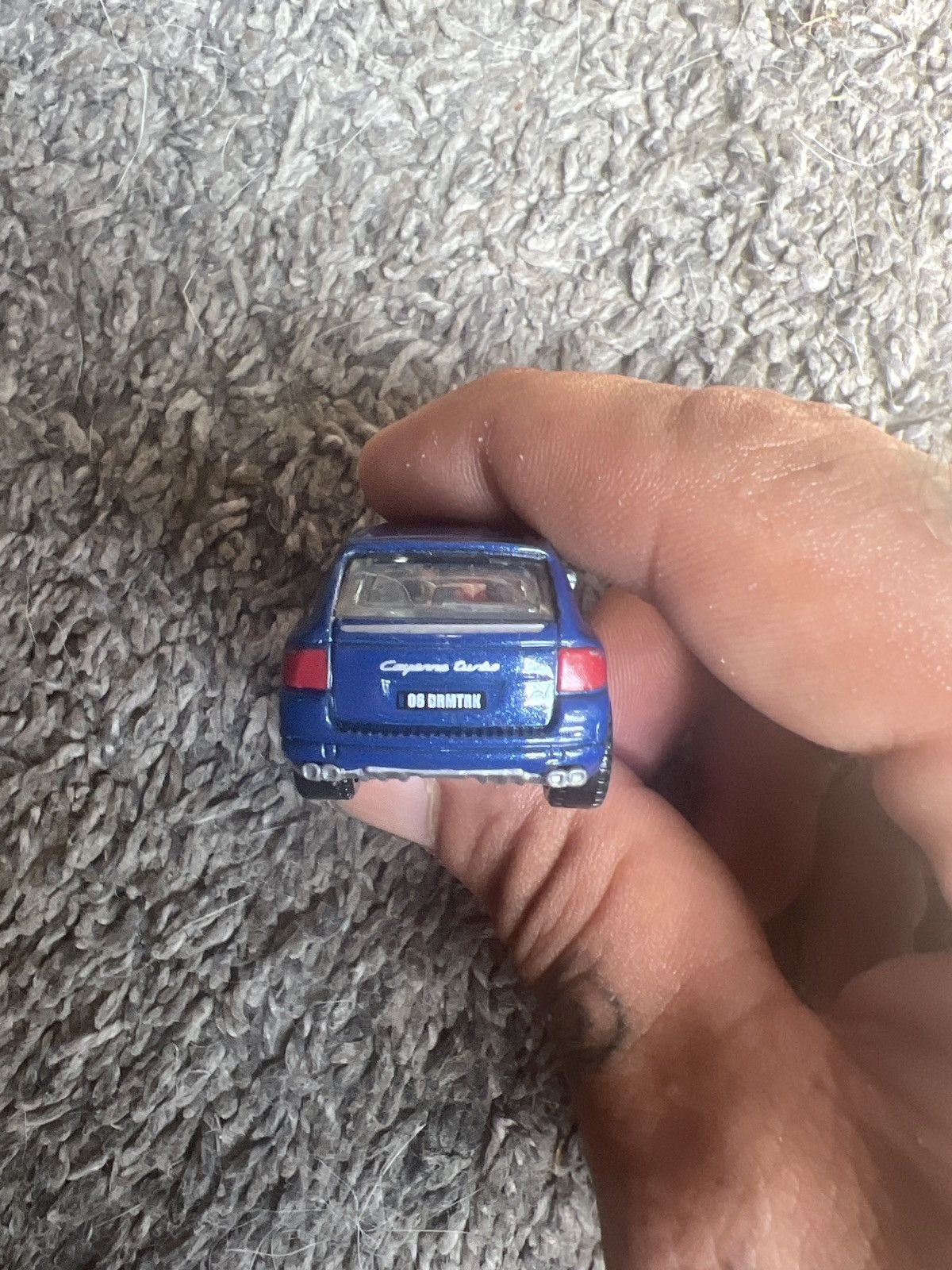 Porsche Design 2004 Mattel Matchbox Porsche Cayenne Turbo Size ONE SIZE - 5 Thumbnail