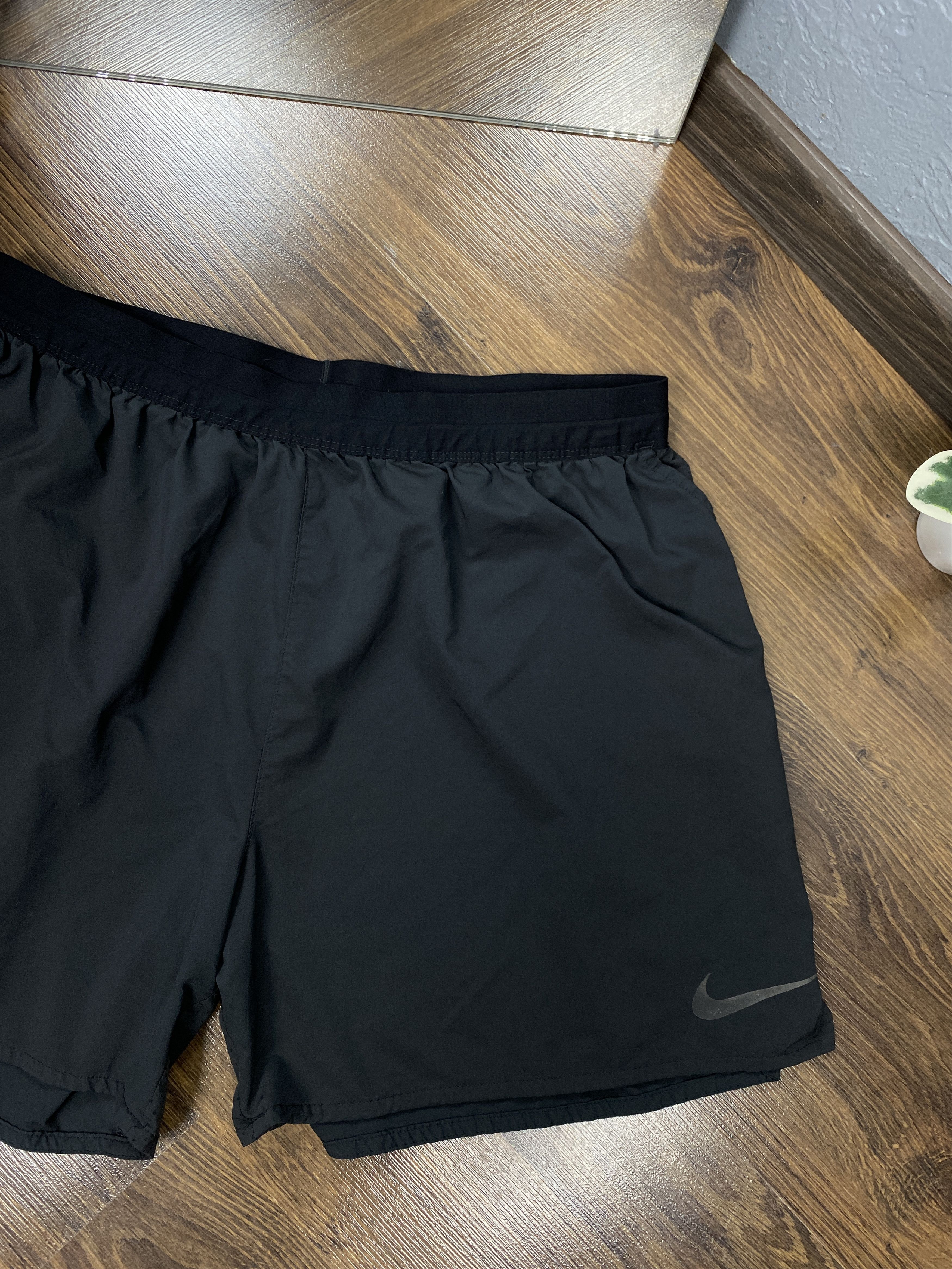 Nike Nike Dri Fit Mens Shorts Size US 32 / EU 48 - 2 Thumbnail