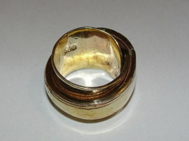 Designer Artisan 18 kt Gold Plated Brass Knife Ring Alberto Juan Size ONE SIZE - 3 Thumbnail