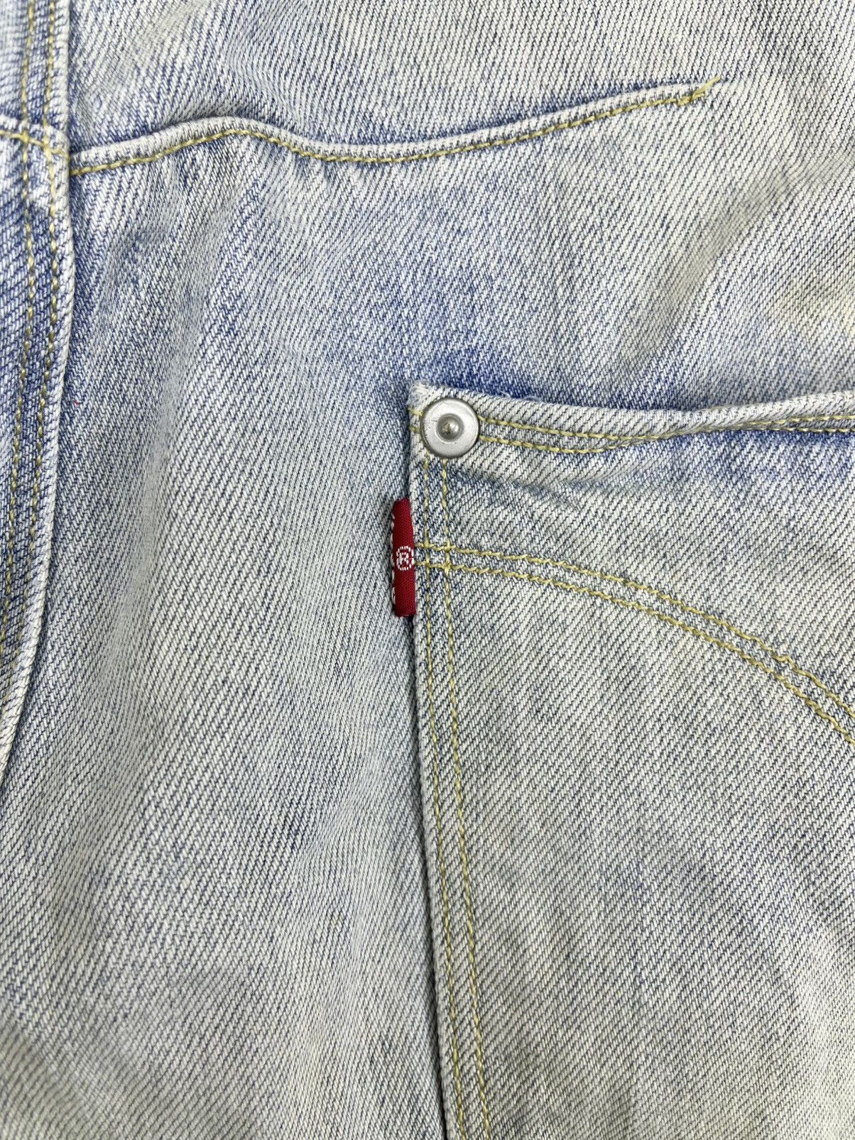 Levi's Vintage Clothing Levi’s Engineered Jeans Vintage Wash Denim 32x32 Size US 32 / EU 48 - 9 Thumbnail