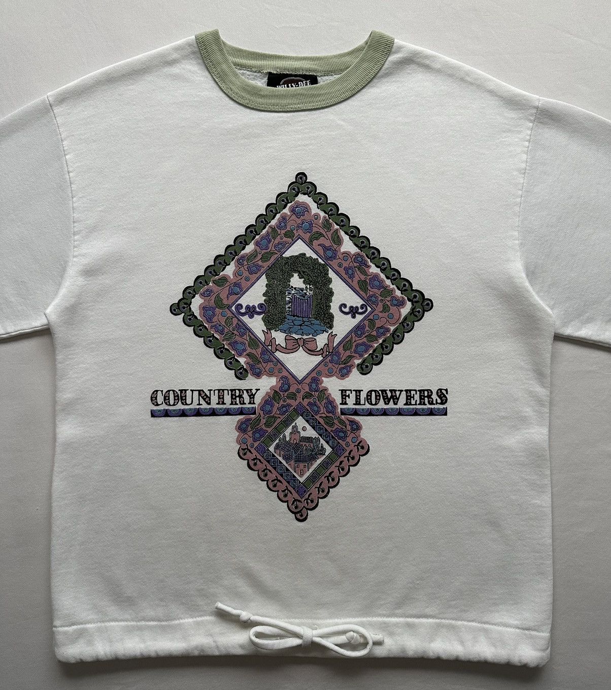 Vintage Vintage 1990s Women’s Cottage Core Graphic Sweatshirt Size M / US 6-8 / IT 42-44 - 3 Thumbnail