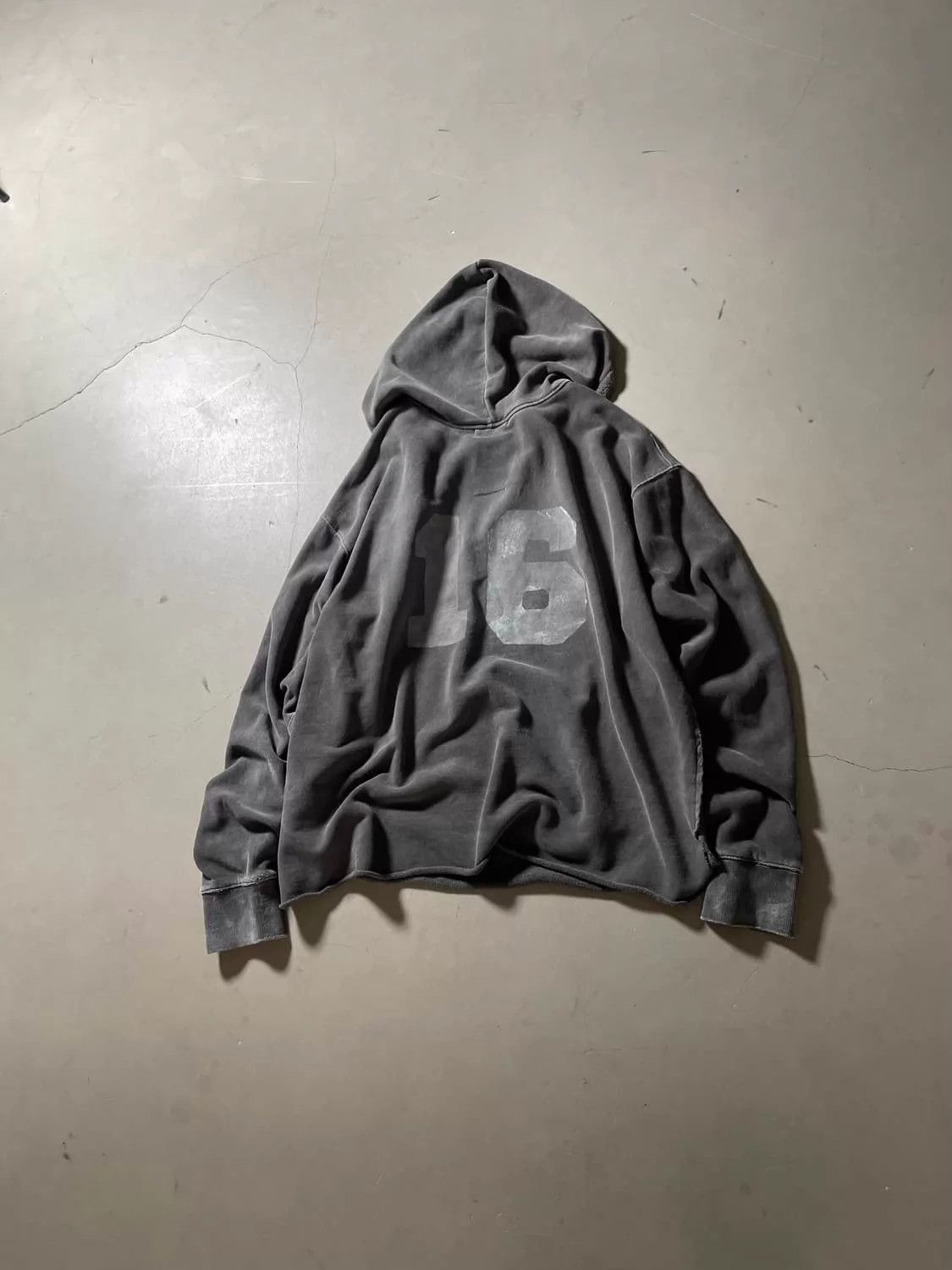 Unknown London kz8 Vintage Theseus Unisex Sweatshirt Distressed Size US L / EU 52-54 / 3 - 1 Thumbnail