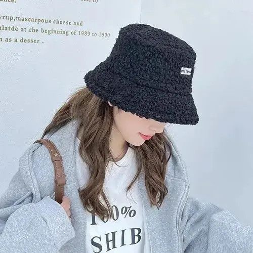 Japanese Brand × Vintage Winter Girl Bucket Hat Cute Lamb Wool Size ONE SIZE - 1 Thumbnail
