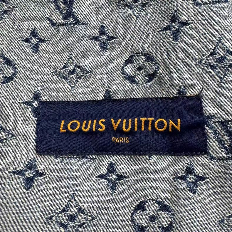 Louis Vuitton Louis Vuitton Structural patchwork Jean jacket with full pr Size US M / EU 48-50 / 2 - 4 Thumbnail