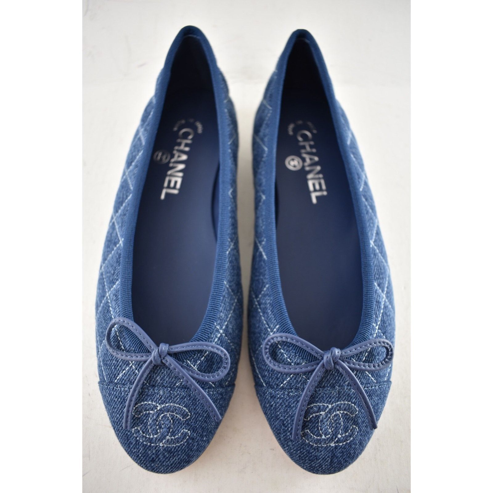 Chanel Chanel Denim Blue Quilted CC Bow Ballet Flat 41.5 Size US 11.5 / IT 41.5 - 9 Thumbnail