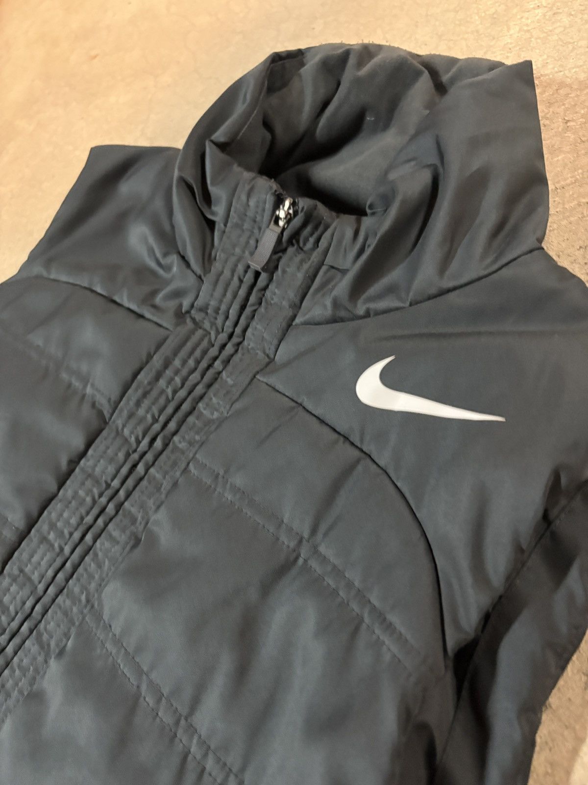Nike Womens Nike Puffer Vest Jacket Black Size Large Size L / US 10 / IT 46 - 2 Thumbnail
