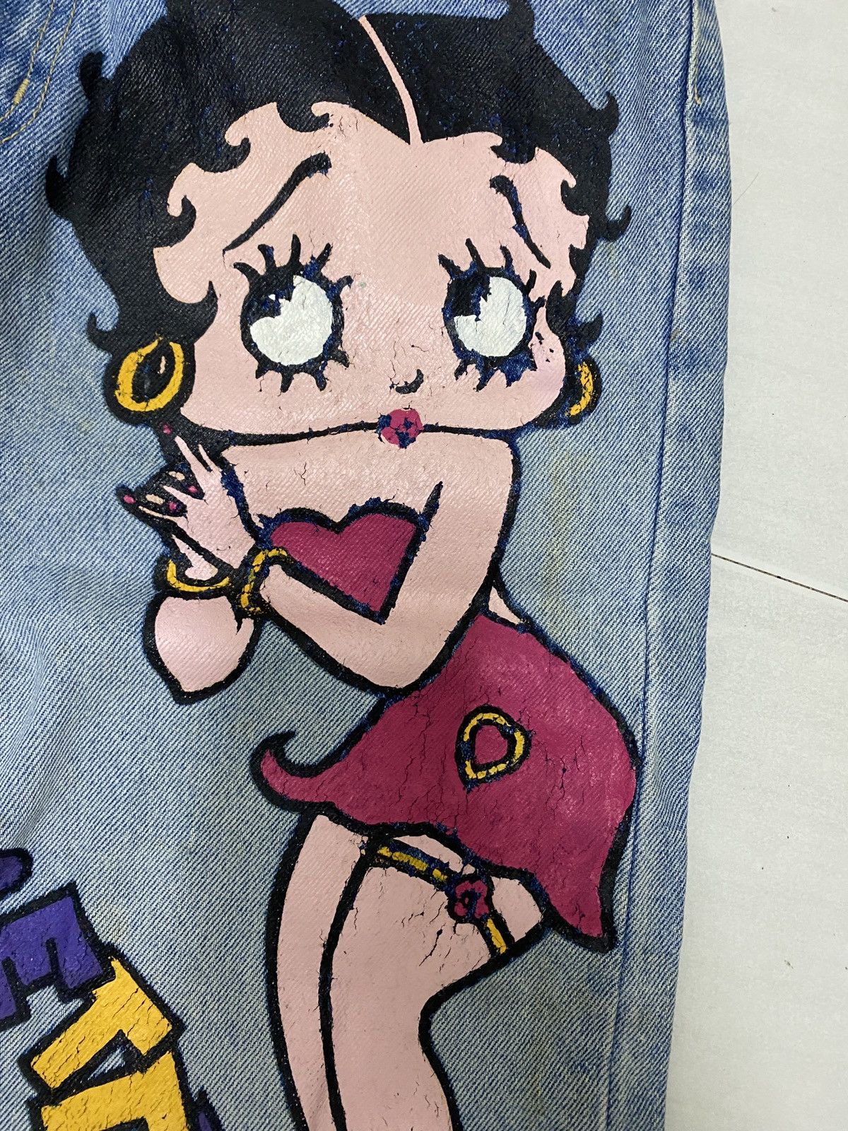 Vintage Vintage Betty Boop Big Print Jeans distressed Size 27" / US 4 / IT 40 - 7 Thumbnail