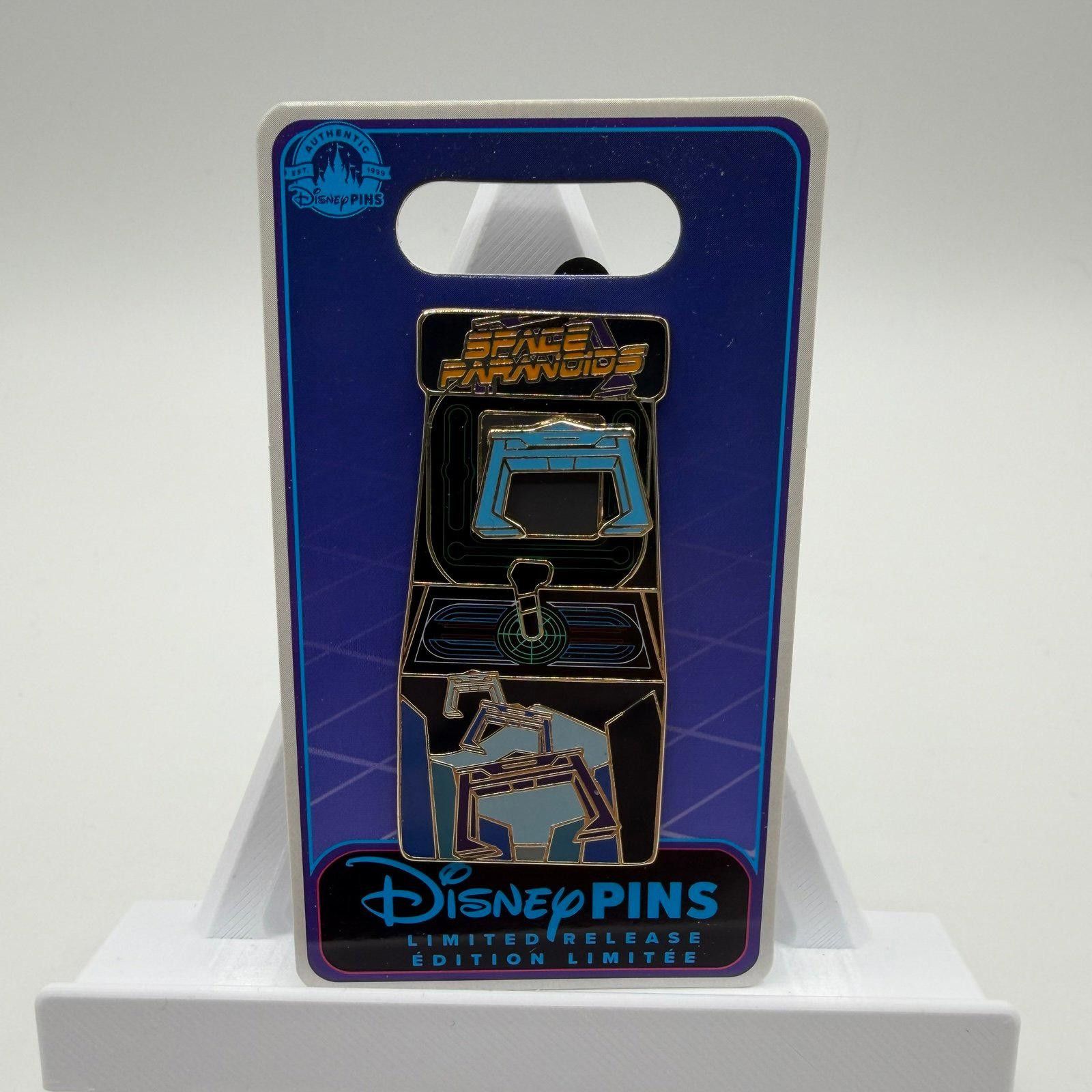 Disney Disney Pin - Tron Space Paranoids Arcade Cabinet Size ONE SIZE - 1 Thumbnail