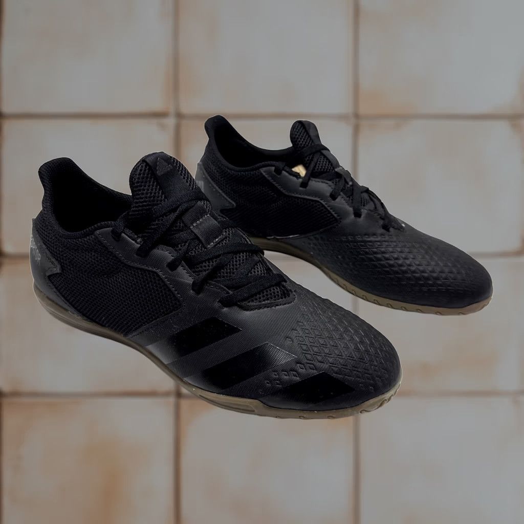 Adidas Adidas Predator 20.4 Mens Size 10 IN Door Soccer Black Running Sneakers Size US 10 / EU 43 - 1 Thumbnail