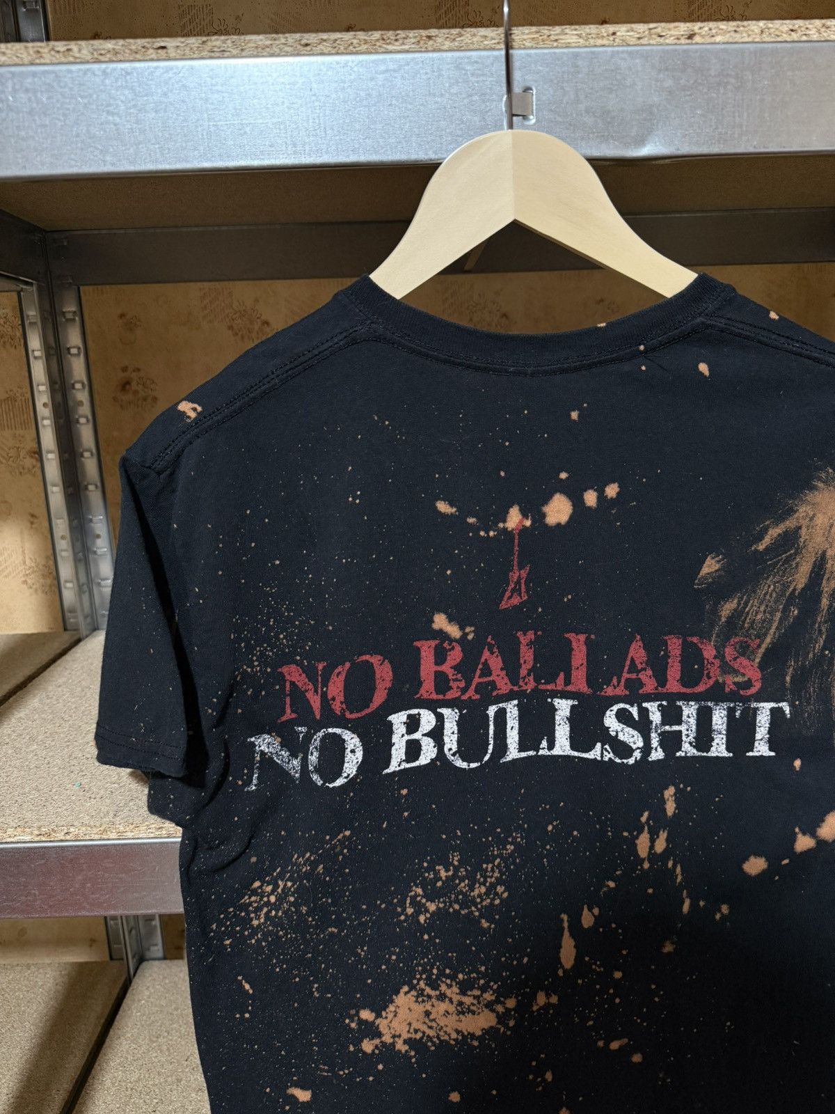 Band Tees × Vintage Vintage 2016 Airbourne Breakin' Outta Hell Rock Band T-Shirt Size US M / EU 48-50 / 2 - 4 Thumbnail