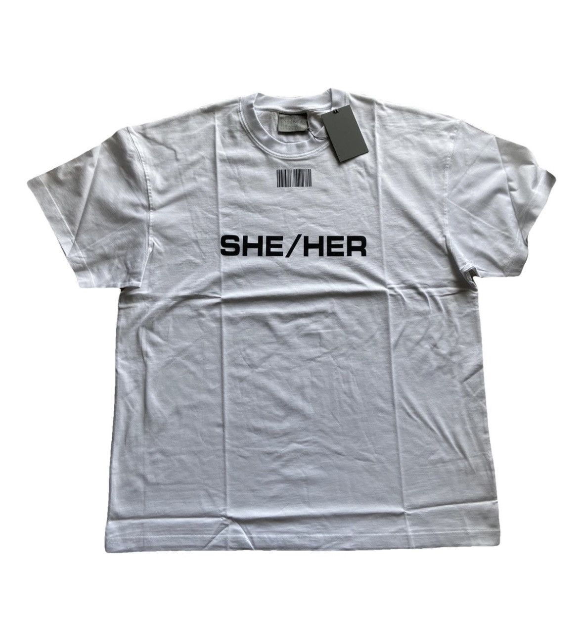 VTMNTS Vetements VTMNTS barcode collection She/her logo t shirt