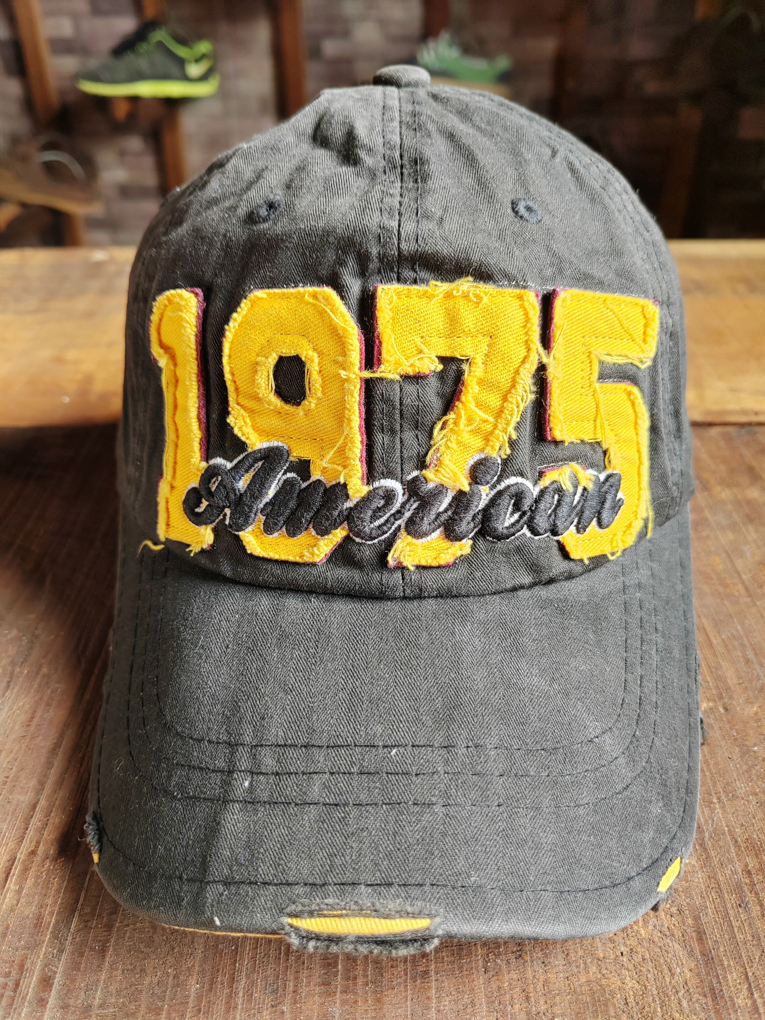Vintage Vintage 1975 American Distressed Style Cap Hat Size ONE SIZE - 2 Thumbnail