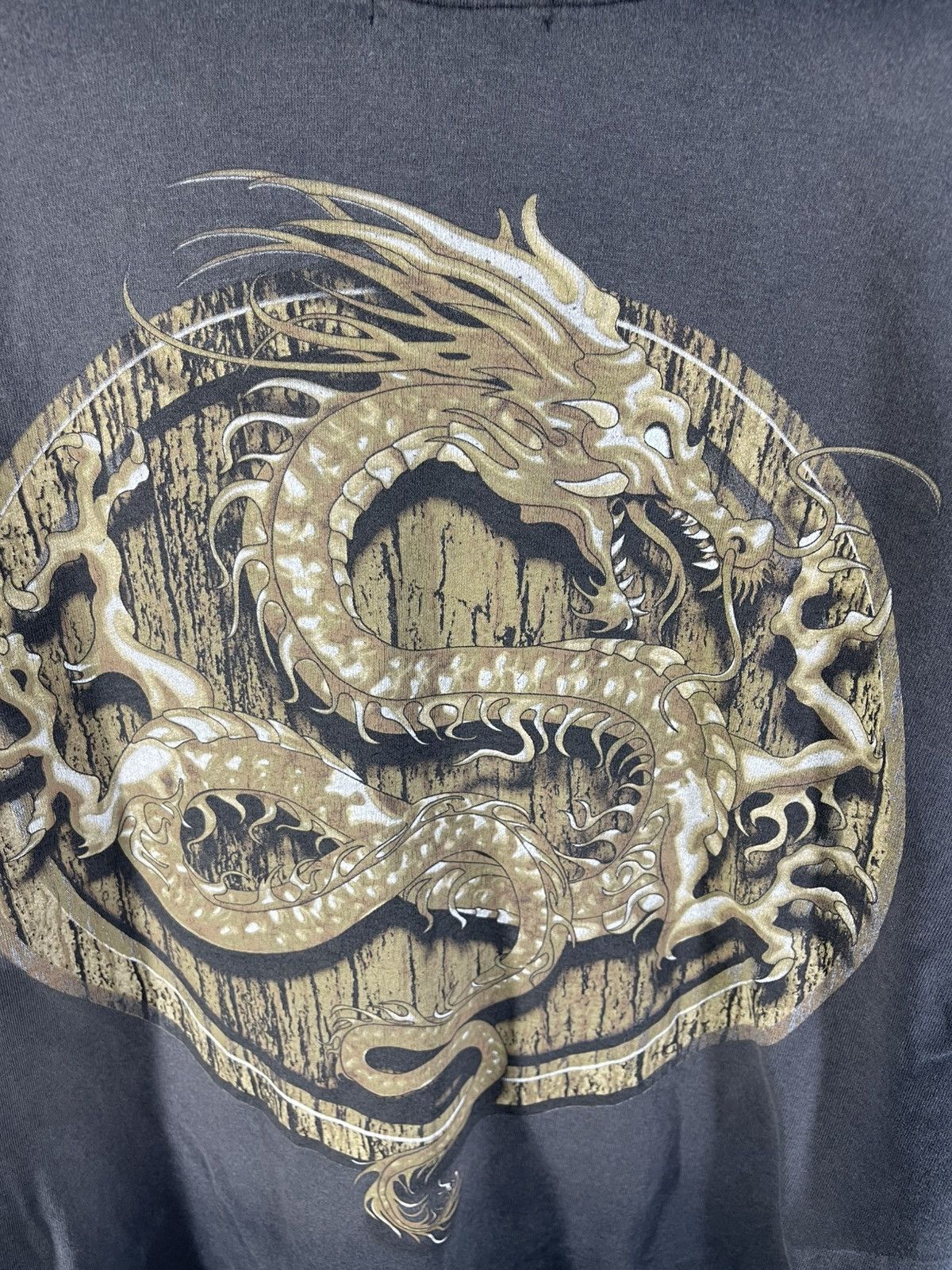 Japanese Brand Vintage Lip Mast Dragon Design Sun Faded Tee Size US M / EU 48-50 / 2 - 11 Thumbnail