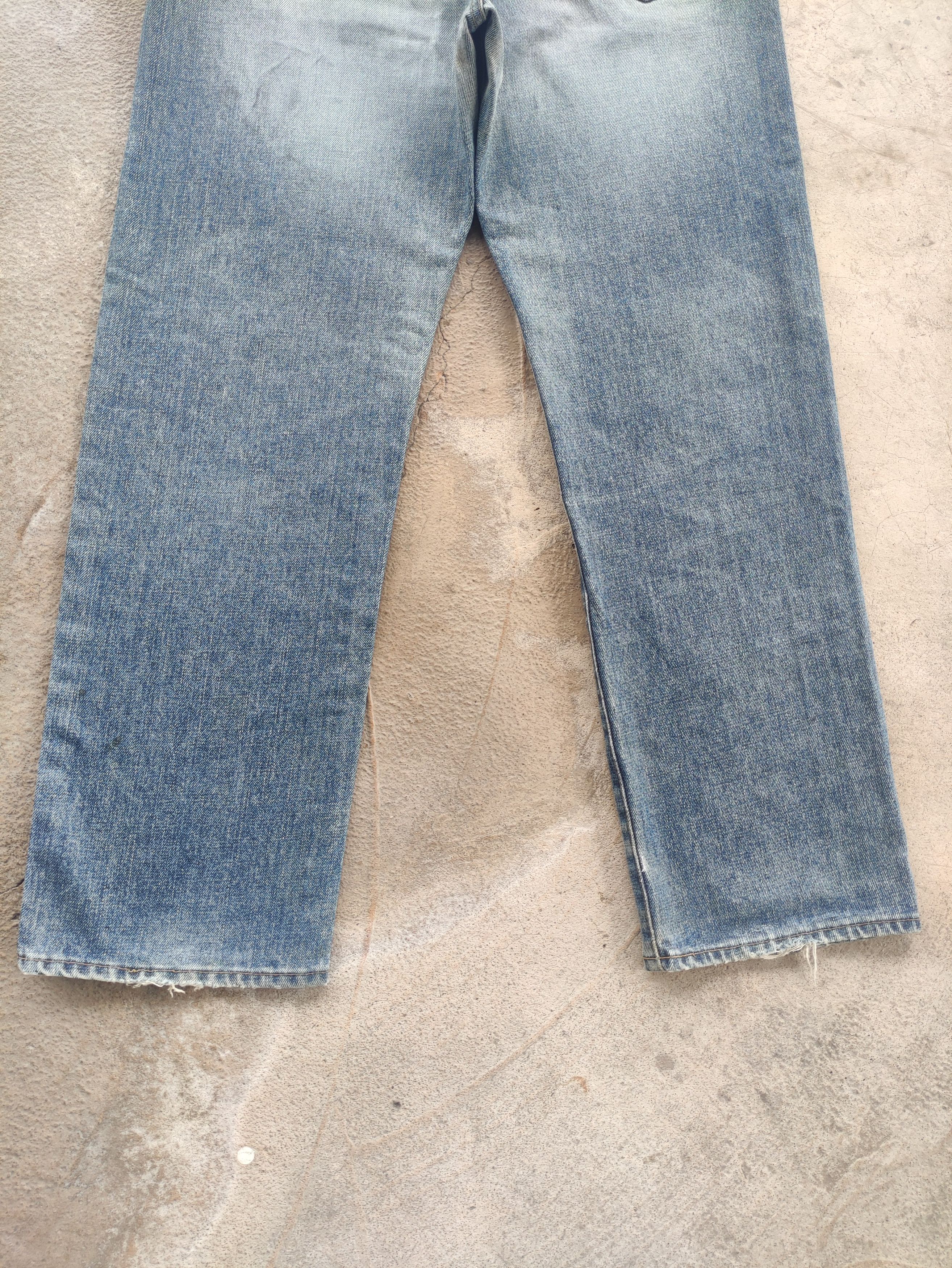 Japanese Brand Vintage Japanese Jean Distressed Faded Denim Pants Size US 35 - 11 Thumbnail