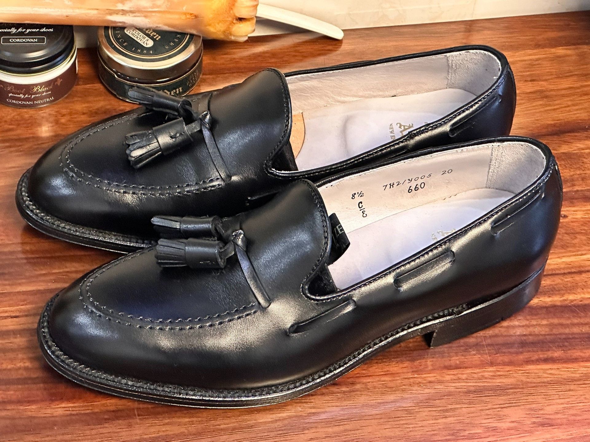 Alden Alden Loafer 660 Cowhide Size US 8.5 / EU 41-42 - 1 Thumbnail