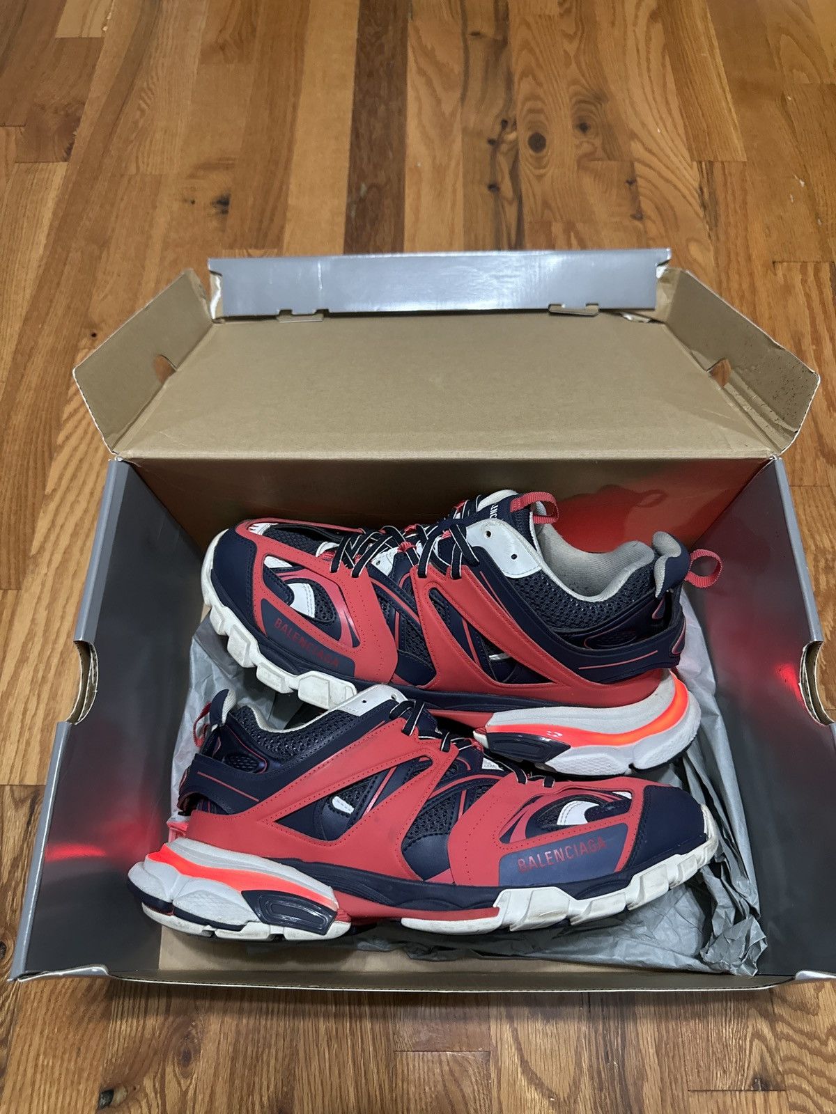 Balenciaga Balenciaga LED Track Red/White Size US 11 / EU 44 - 14 Thumbnail