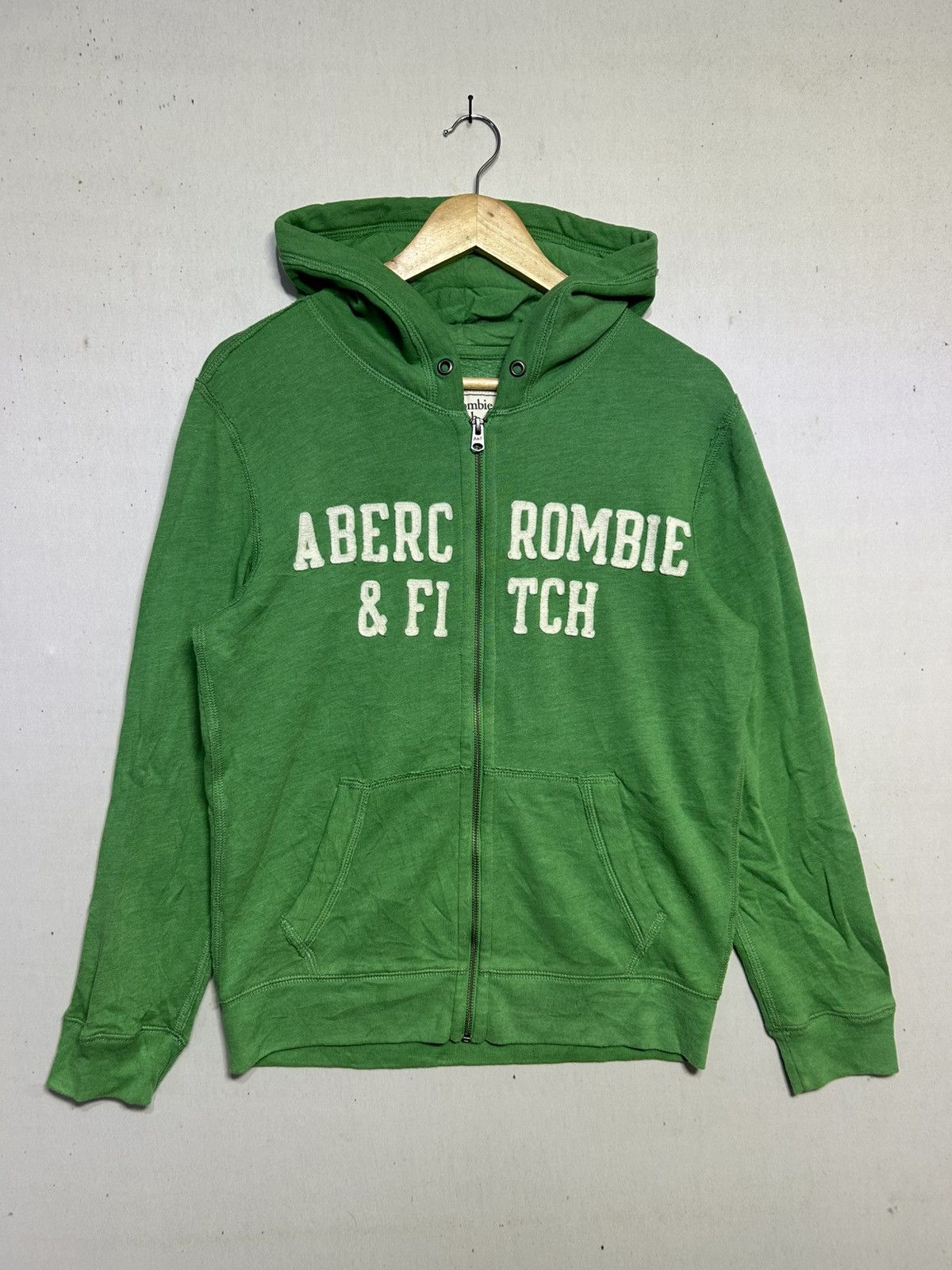 Abercrombie & Fitch × Vintage Vintage Abercrombie & Fitch spellout hoodie Size US M / EU 48-50 / 2 - 1 Thumbnail
