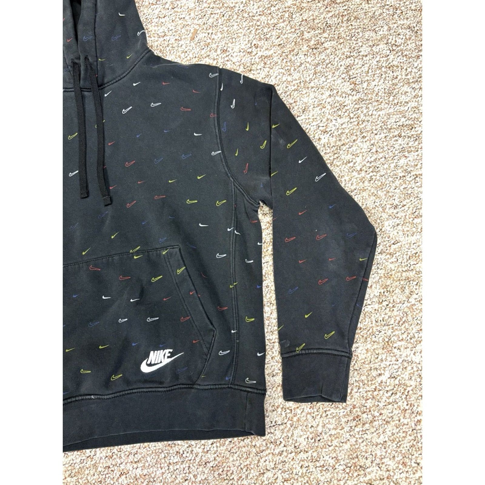 Nike Nike All Over Print Multicolor Swoosh Sweatshirt Hoodie S Black Mens Size US S / EU 44-46 / 1 - 3 Thumbnail