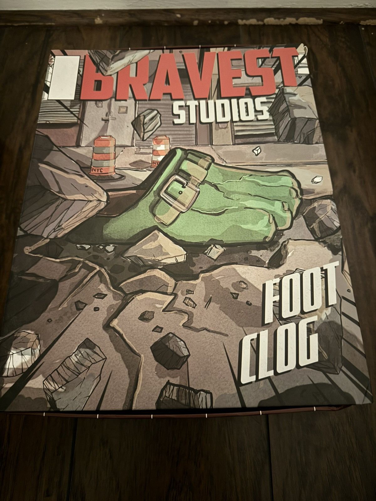 Bravest Studios Brand New Hulk Clogs Size US 10 / EU 43 - 1 Thumbnail