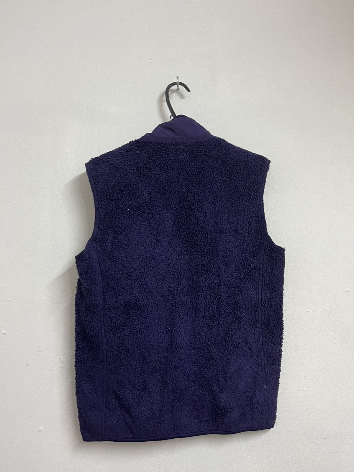 Mountain Hardwear Outdoor Wear DEEP PILE BULKY FLEECE technical Vests Size US L / EU 52-54 / 3 - 11 Thumbnail