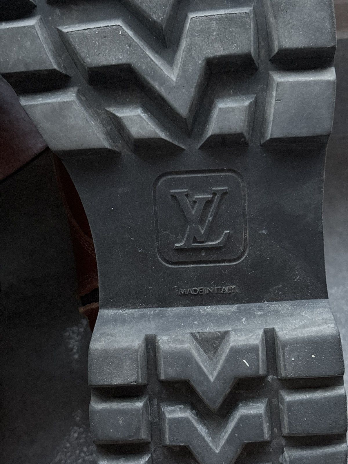 Louis Vuitton Louis Vuitton made monogram leather boots Size US 8 / EU 41 - 23 Thumbnail