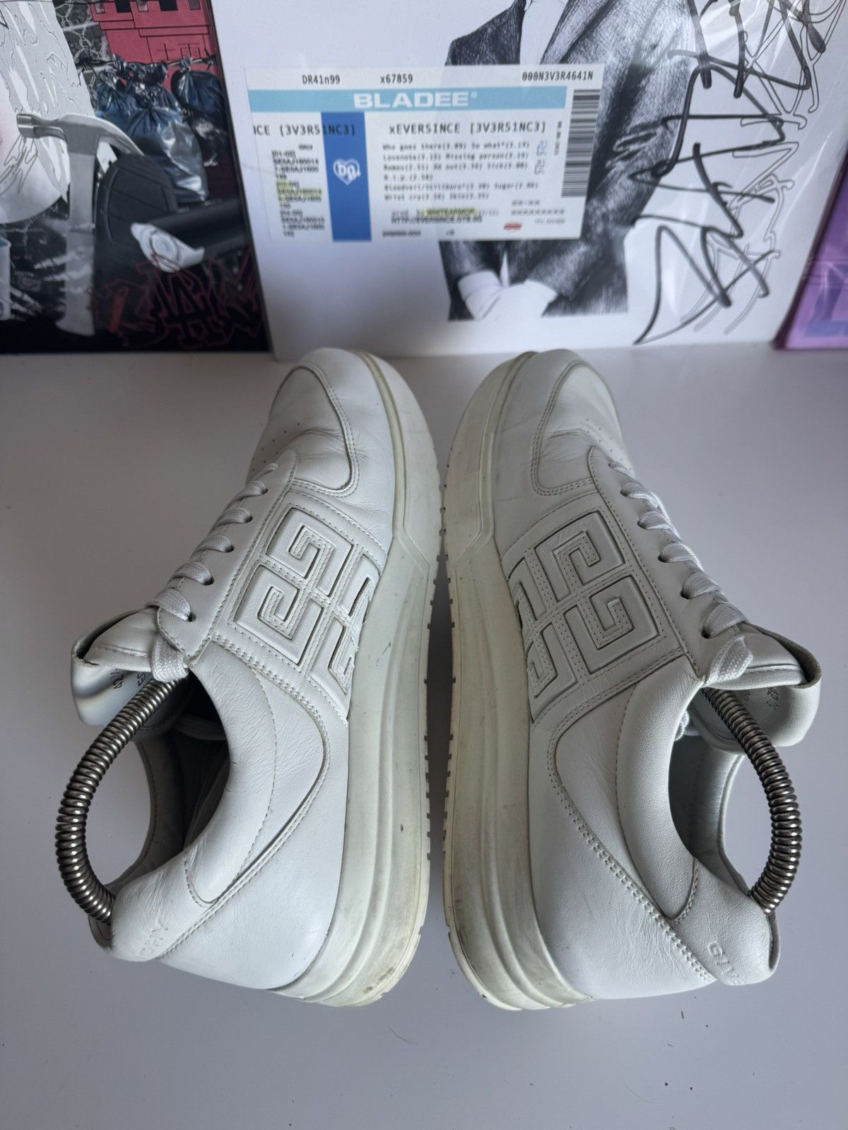 Givenchy Givenchy White 4G Logo Low Sneakers Luxury Designer Size US 9 / EU 42 - 11 Thumbnail
