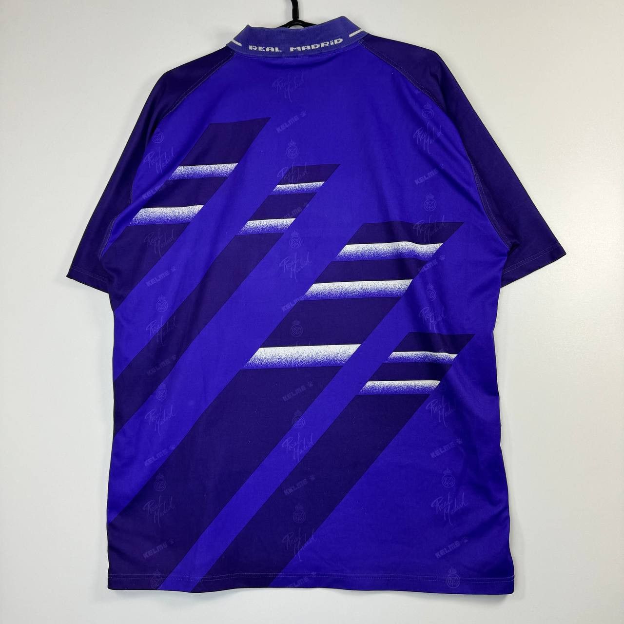 Other Kelme Real Madrid Away Shirt 1994-96 Vintage Mens Size XL Size US XL / EU 56 / 4 - 9 Thumbnail