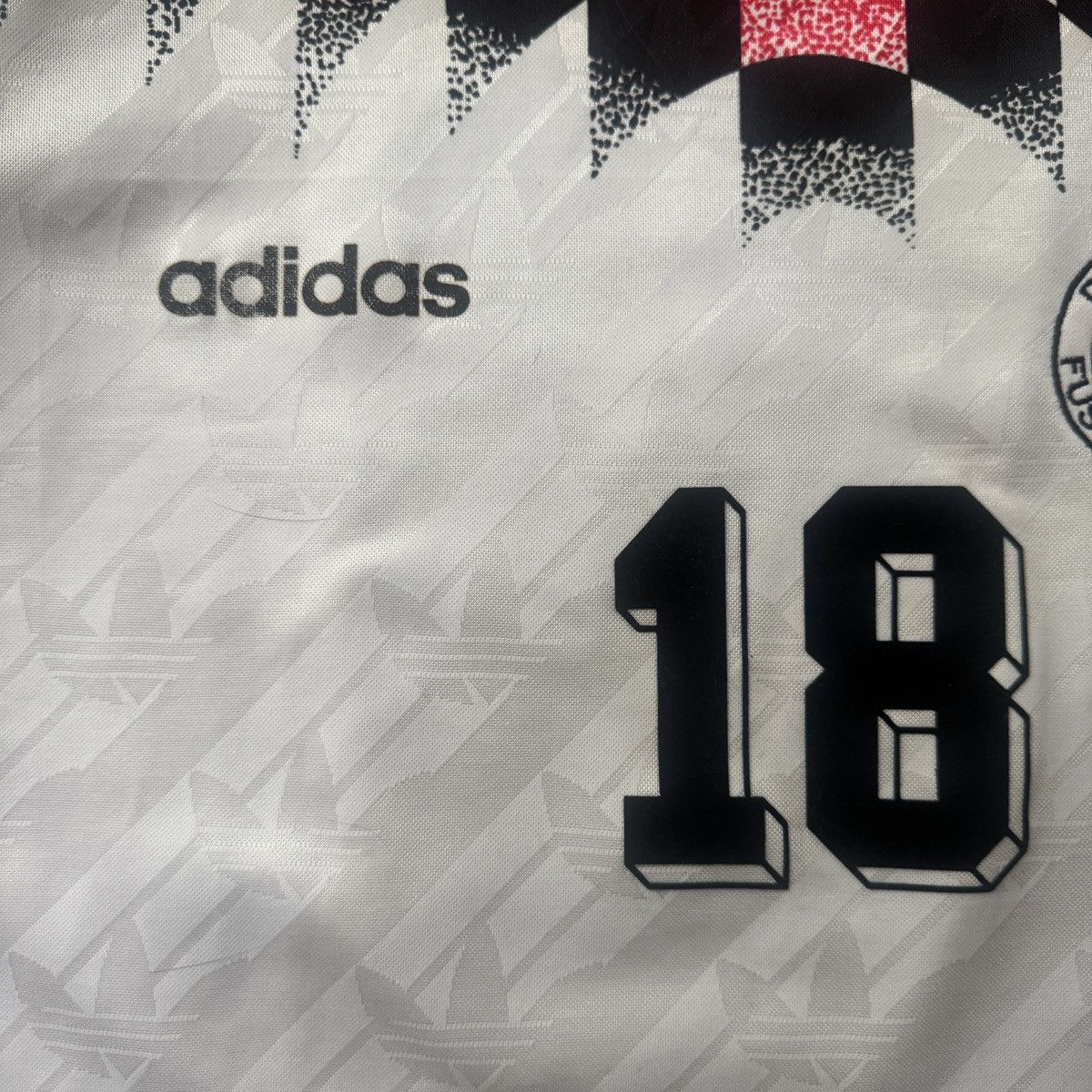 Adidas VINTAGE 1994 WORLD CUP FOOTBALL GERMANY JERSEY KLINSMANN Size US L / EU 52-54 / 3 - 8 Thumbnail