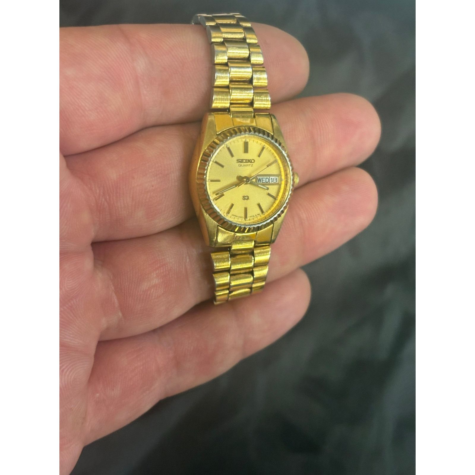 Seiko Seiko 2A23-0039 Gold Tone Women’s Watch! New Battery. Size ONE SIZE - 3 Thumbnail