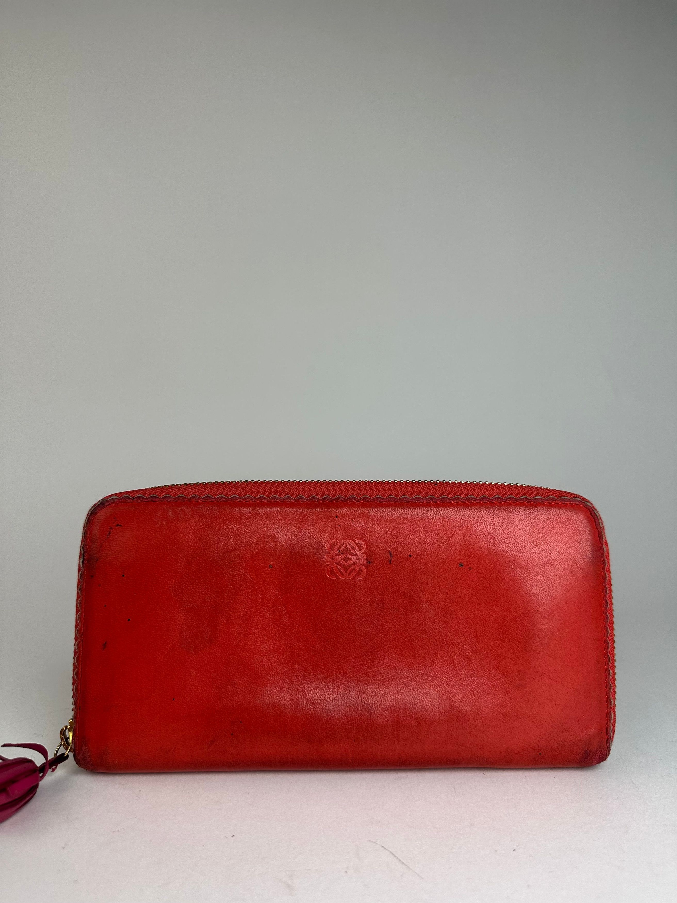Loewe Vintage Madrid Zippy Wallet Red Size ONE SIZE - 1 Thumbnail