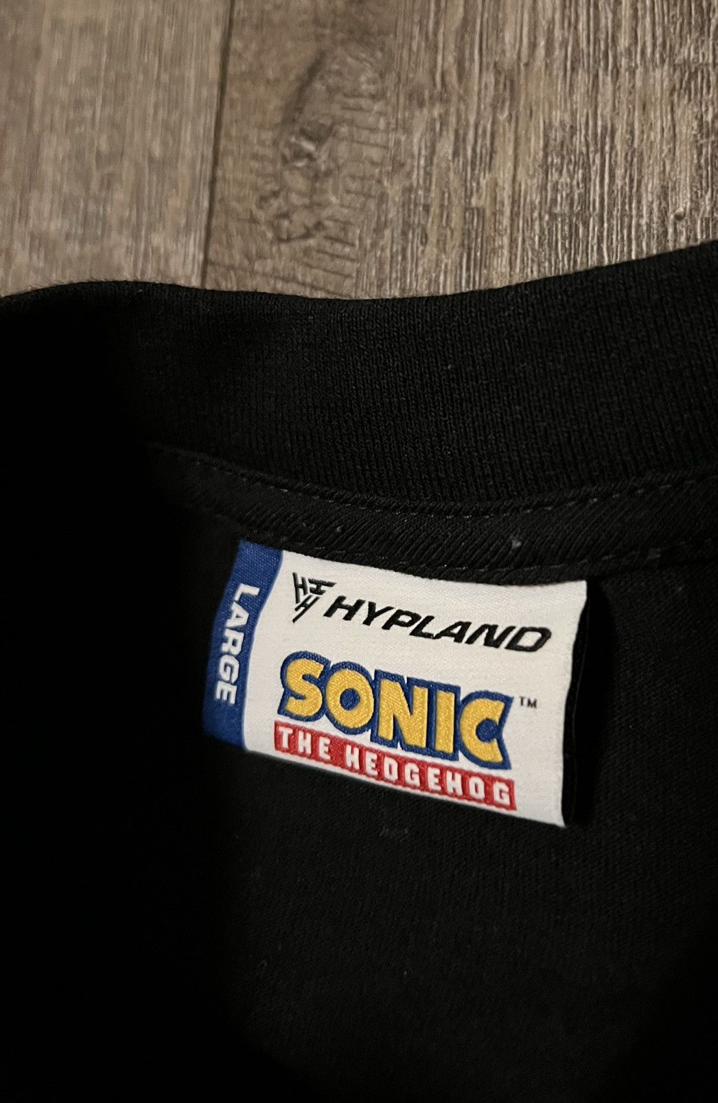 Hypland Hypland Sega Sonic Metal Sonic Shirt size large Size US L / EU 52-54 / 3 - 5 Thumbnail