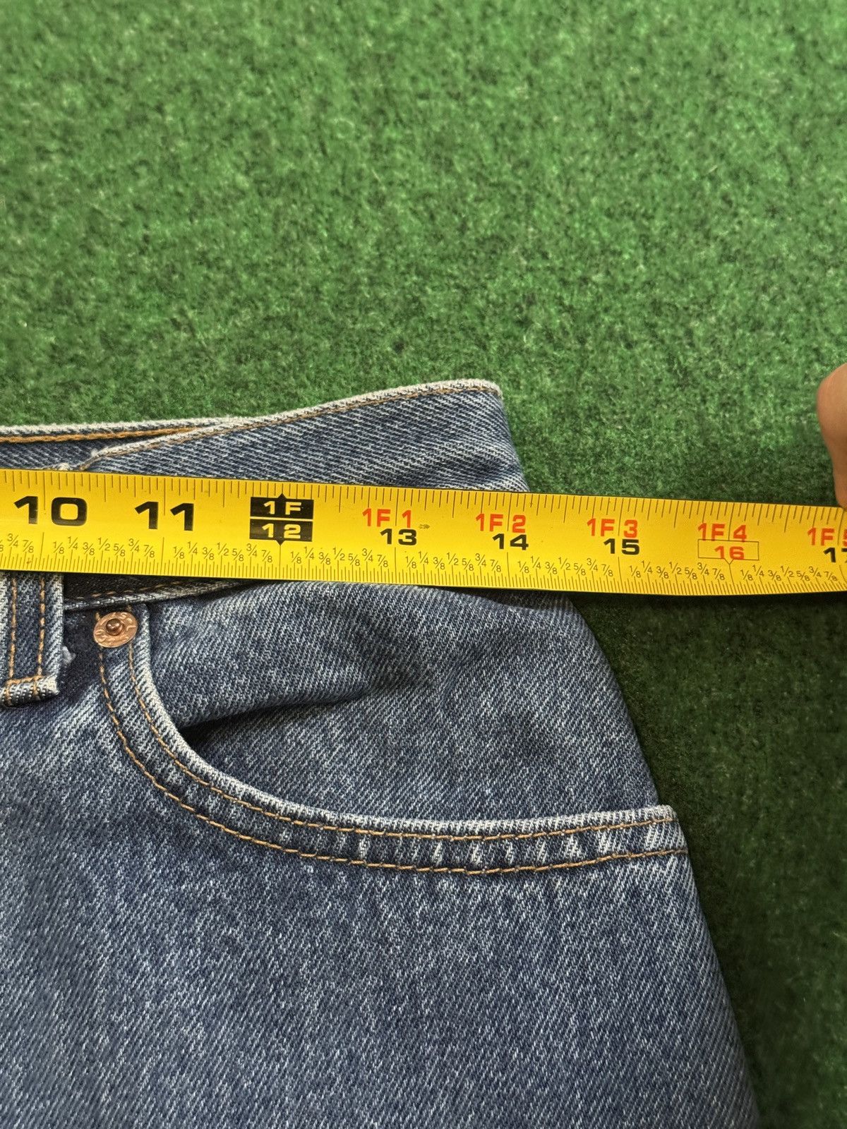 Levi's Vintage Clothing Vintage 90s Levi’s 550 Relaxed Taper 28x30 Denim Jeans Size 30" / US 8 / IT 44 - 6 Thumbnail